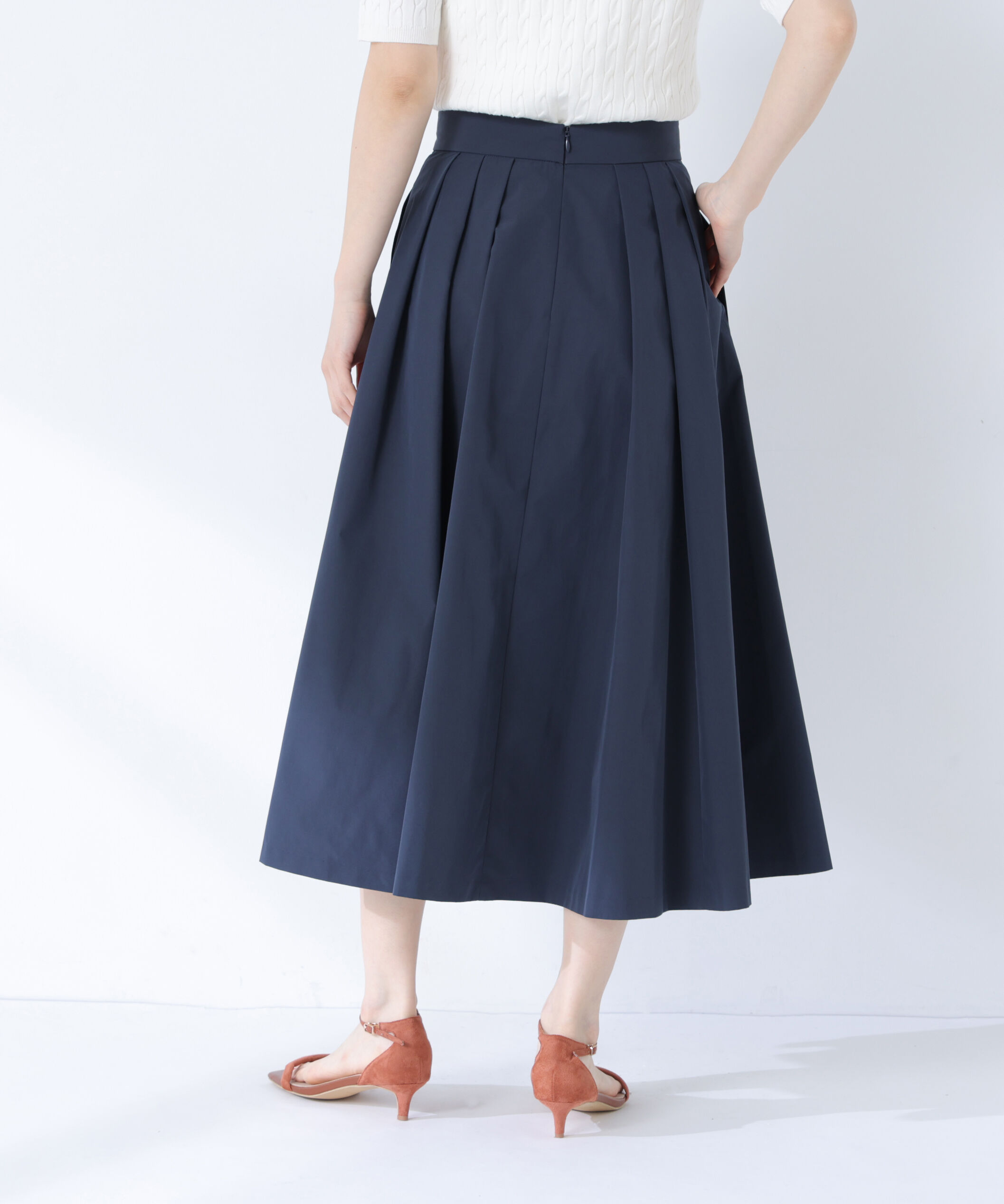 ラスト値下げ新品未使用Ameriマリーペインティングフレアスカート Ameri（アメリ）の「MARY PAINTING FLARE SKIRT（スカート）」 - WEAR