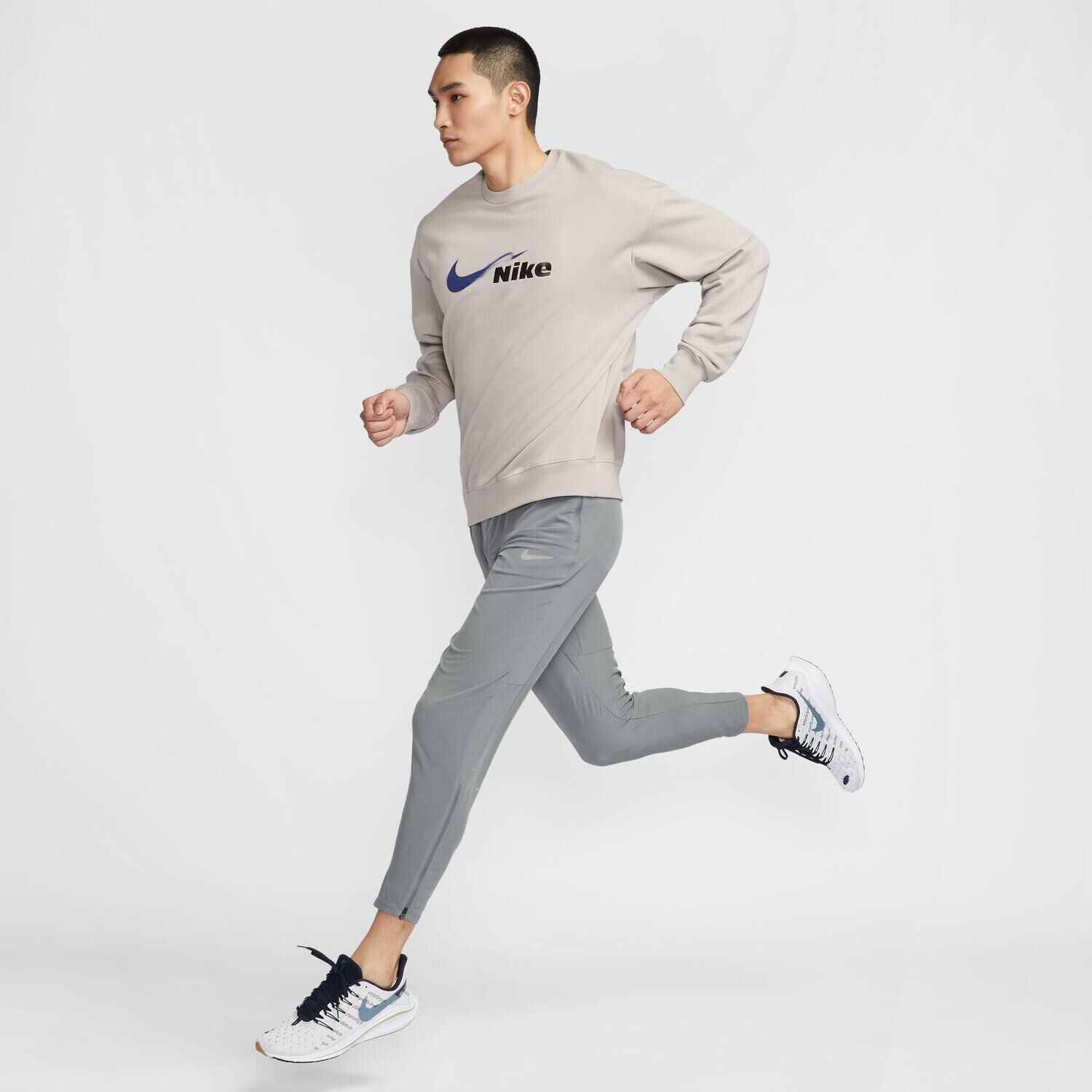 NIKE「【NIKE ｳｪｱ】M TRACK CLUB FLC CREW」|スニーカー|
