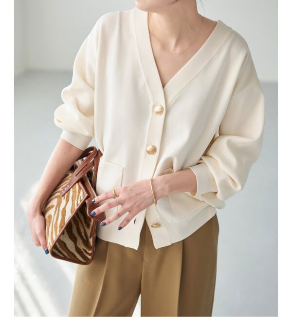 Spick and Span「《一部店舗+WEB限定/追加》ウォッシャブルVネックカーディガン」|カーディガン|ホワイト