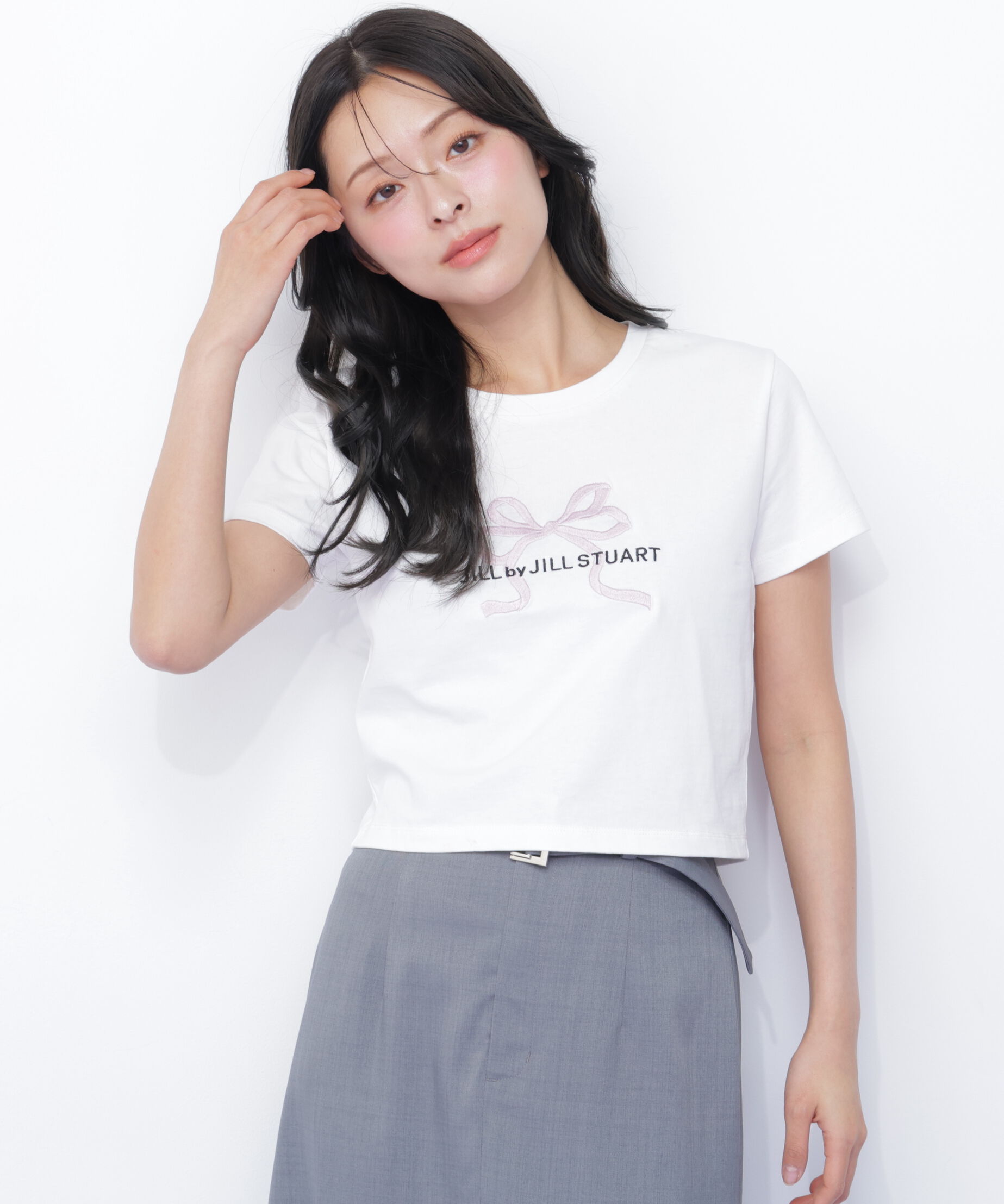  「〈RIBBONシリーズ〉フロントロゴTシャツ」|Tシャツ・カットソー|
