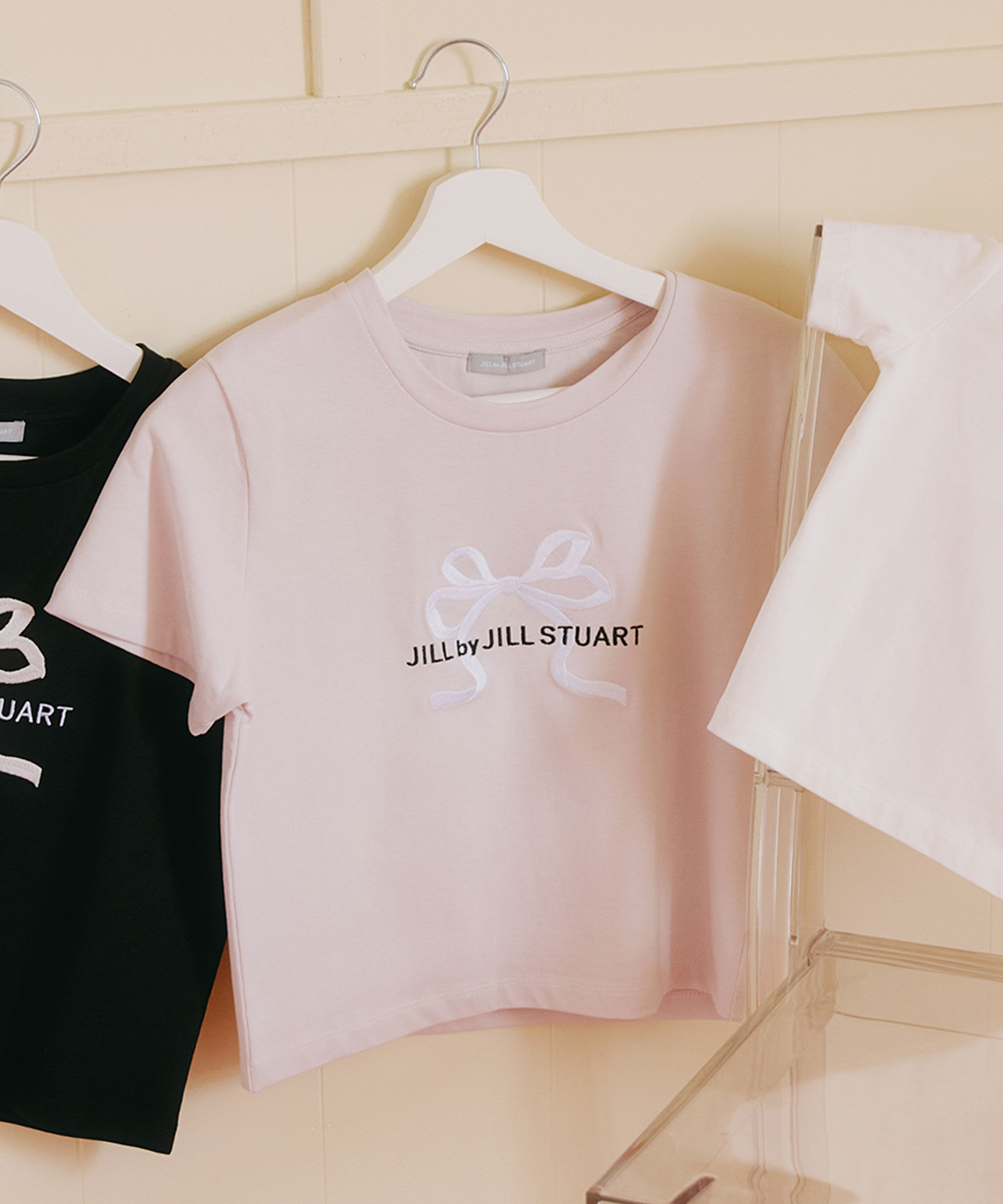  「〈RIBBONシリーズ〉フロントロゴTシャツ」|Tシャツ・カットソー|