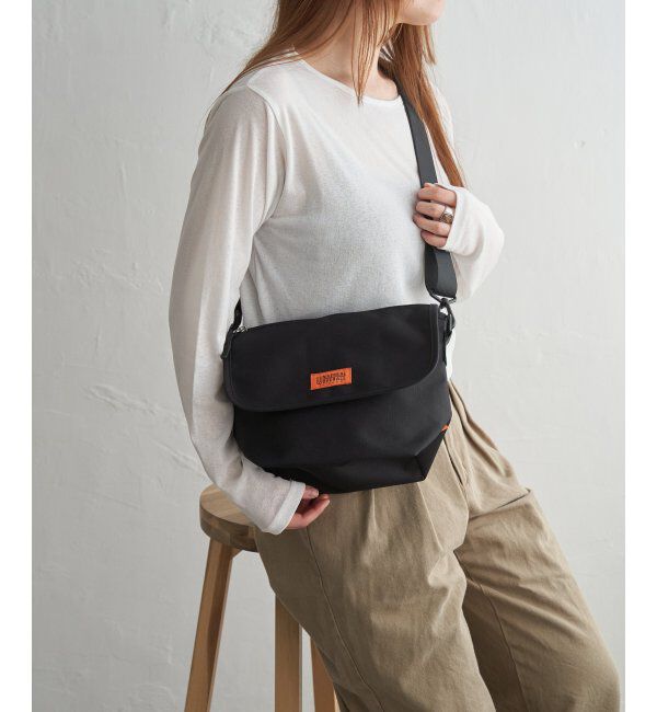 ikka「UNIVERSAL OVERALL ユニバーサルオーバーオール 撥水フラップジップショルダーバッグ」|その他|