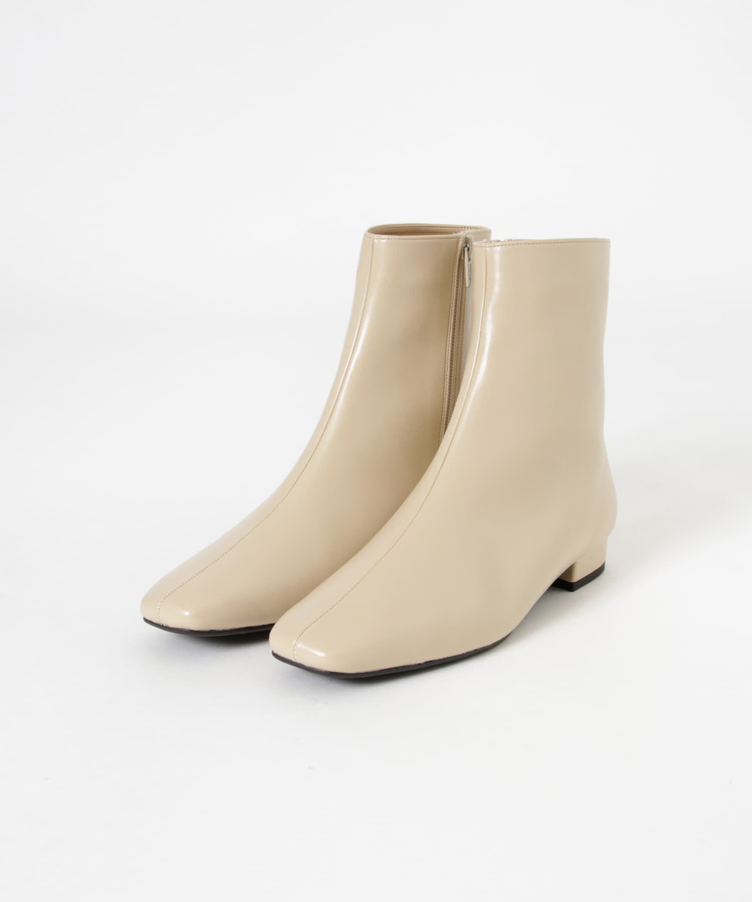 URBAN RESEARCH「『MADE IN JAPAN』スクエアトゥローヒールショートブーツ」|ショートブーツ|