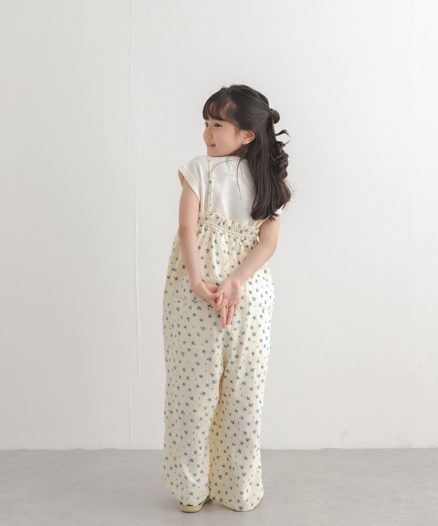URBAN RESEARCH DOORS「フリルバギーキャミサロペット(KIDS)」|ワンピース|