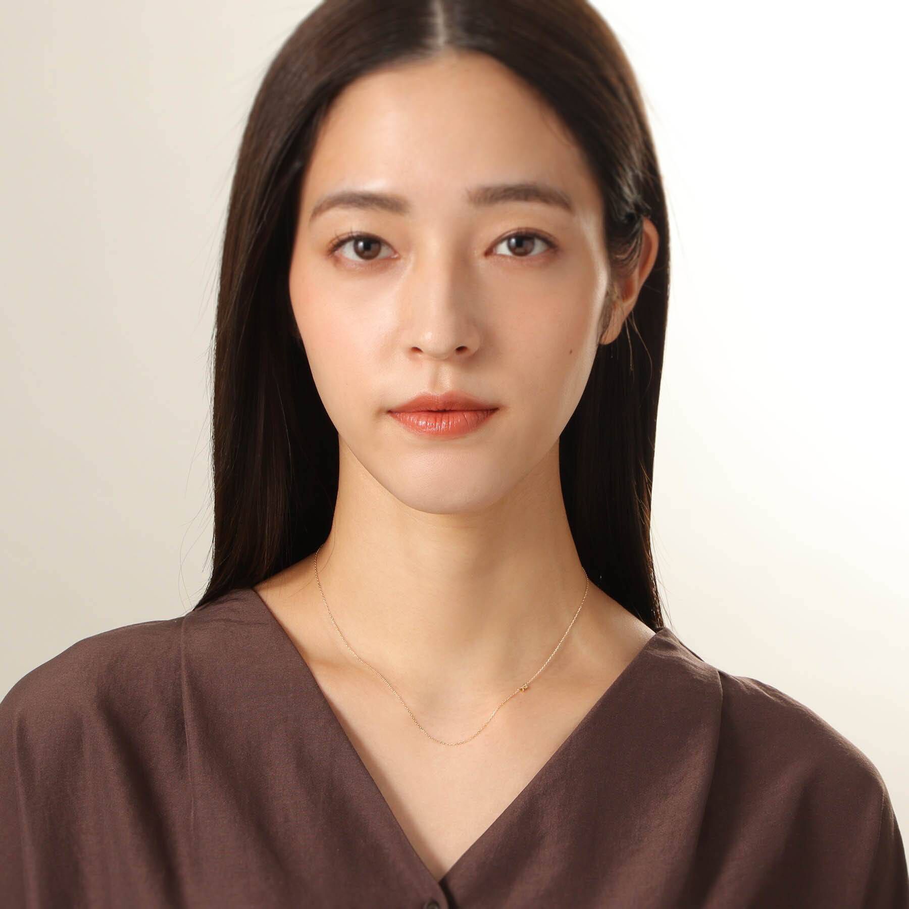 COCOSHNIK「【WEB限定】K10イニシャルＲ ネックレス」|ネックレス|