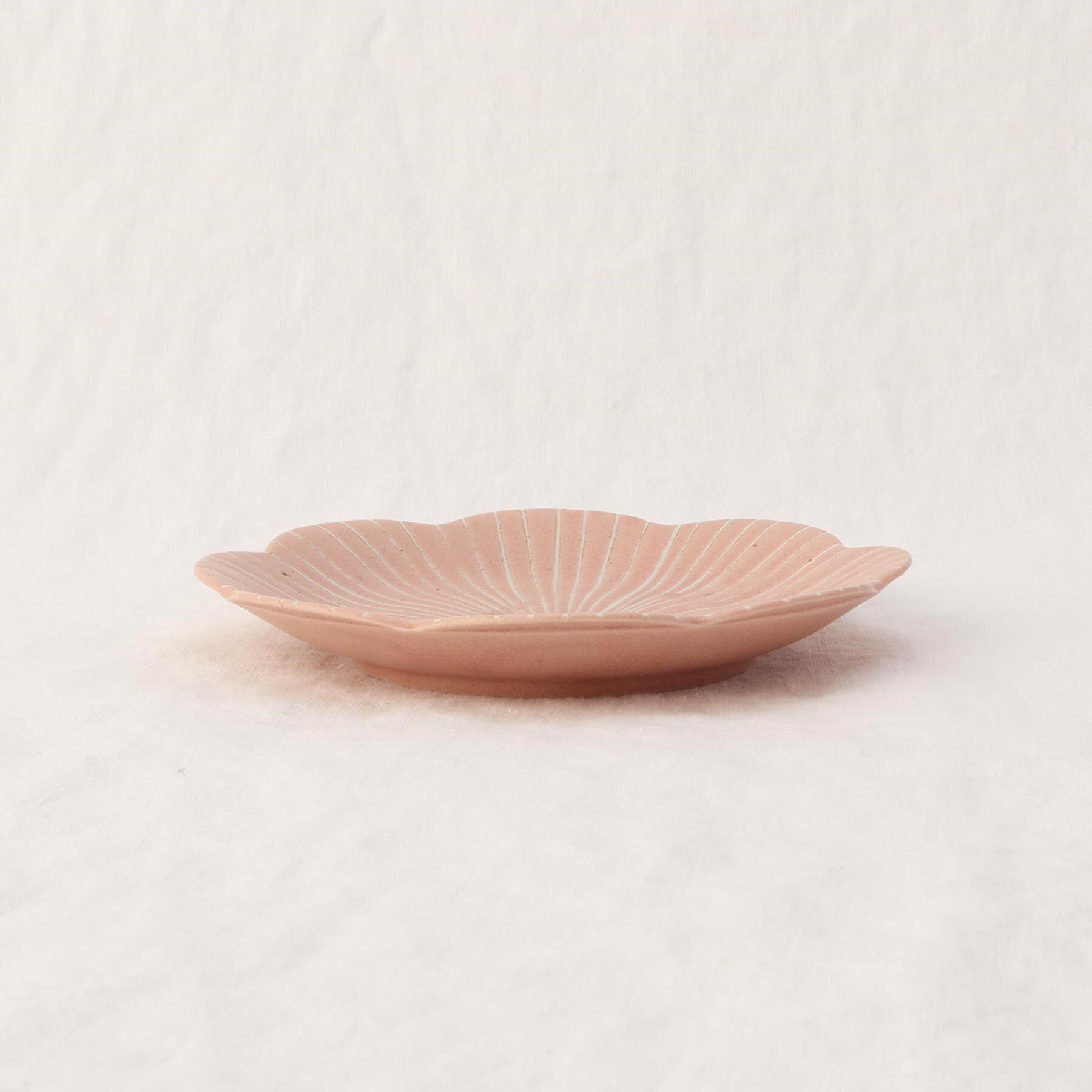212 KITCHEN STORE「はなこまち 小皿 桃」|食器・キッチングッズ|