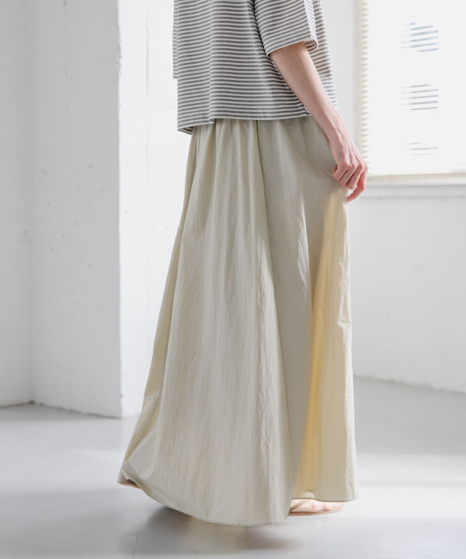 URBAN RESEARCH DOORS「FORK&SPOON　ナイロンギャザースカート」|スカート|