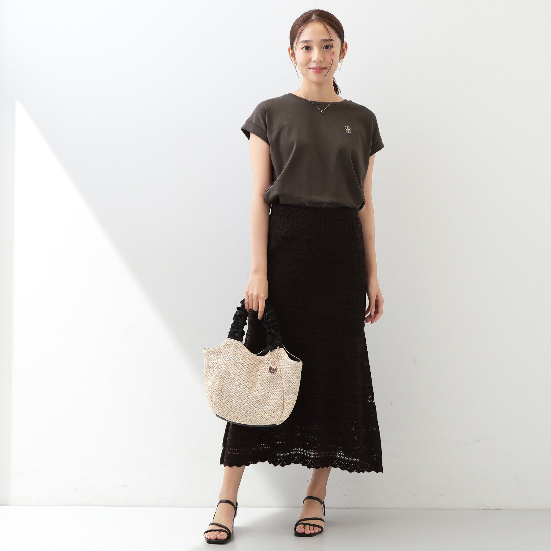 index「【接触冷感／UVケア】ワンポイント刺繍ターンバックTシャツ《洗濯機OK》」|Tシャツ・カットソー|
