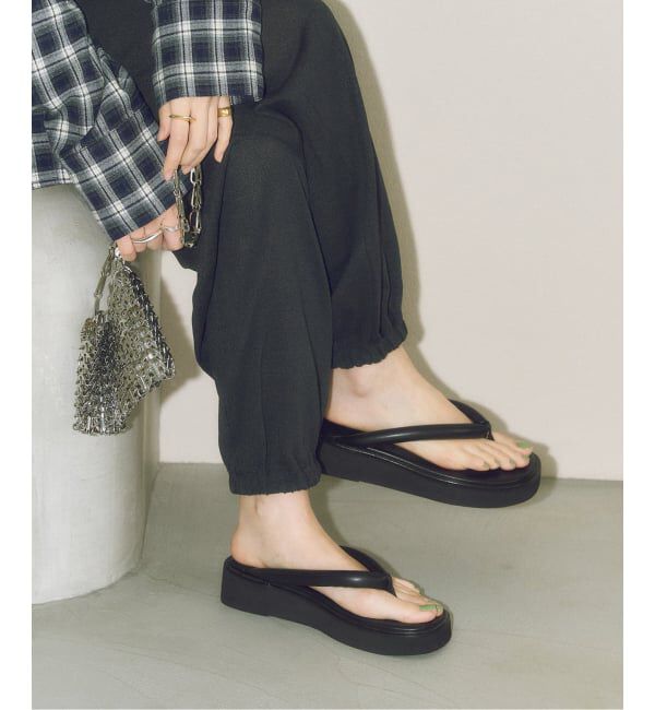 GRISE「《WEB+一部店舗限定》MIDORI UEEDA&times;GRISEアツゾコチューブトングサンダル」|サンダル|