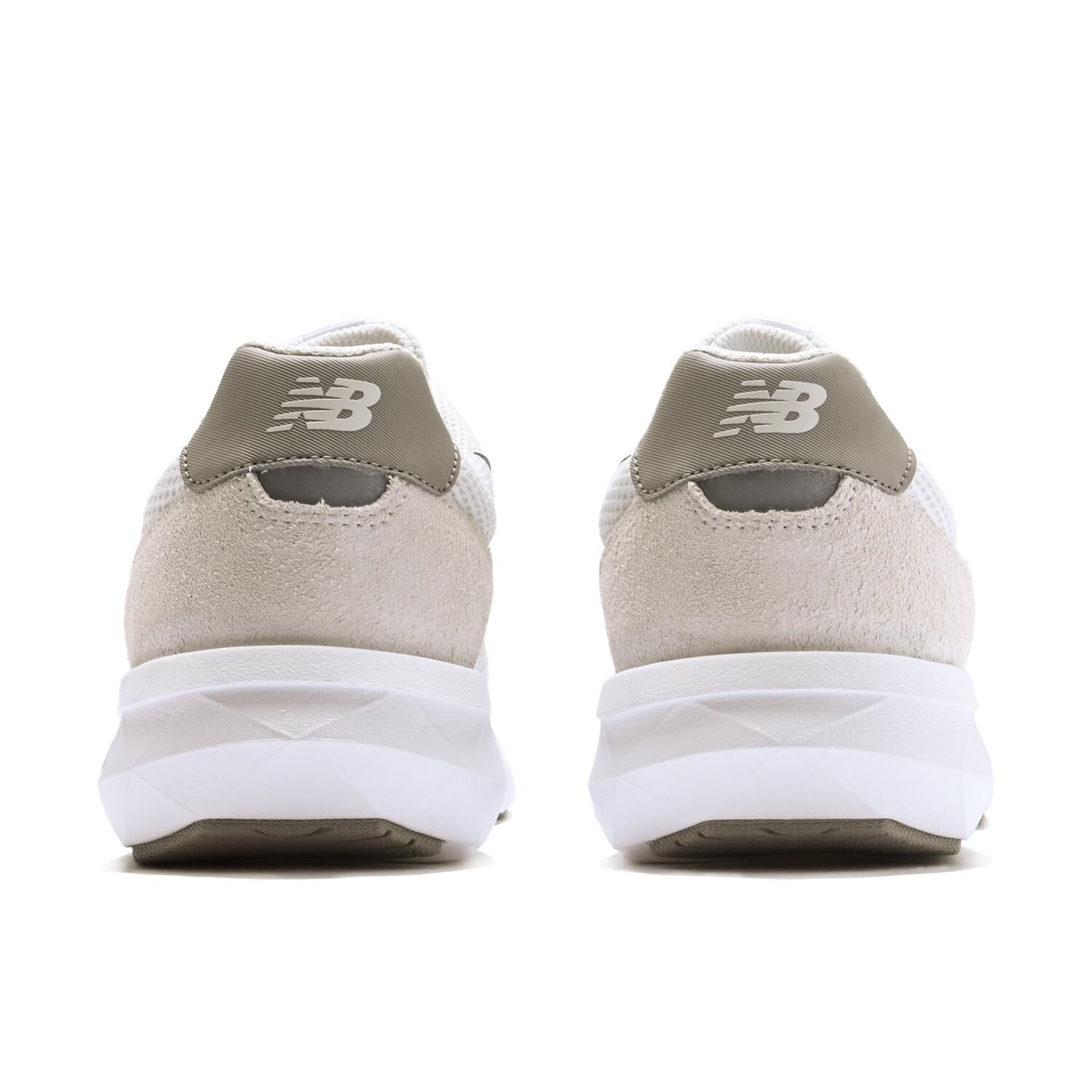 NEW BALANCE 「【NEW BALANCE】UA800BB1(2E)」|スニーカー|