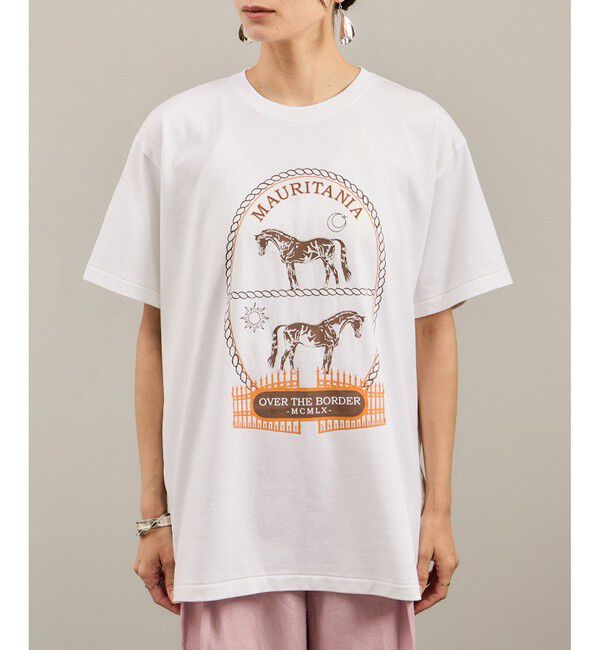 SALON adam et rope'「Over the Border グラフィックプリントTEE / レタリングTシャツ［洗える］」|Tシャツ・カットソー|