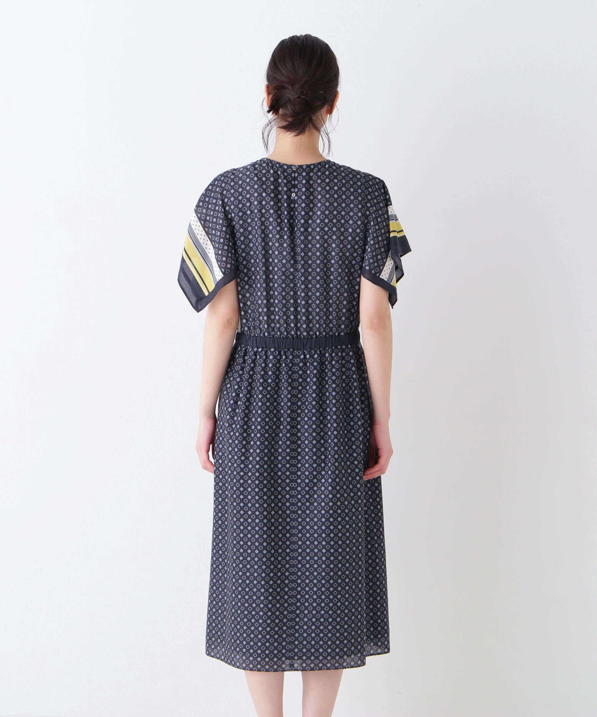  「◆コットンセルロースパネル幾何プリントフレアスリーブワンピース」|ワンピース|