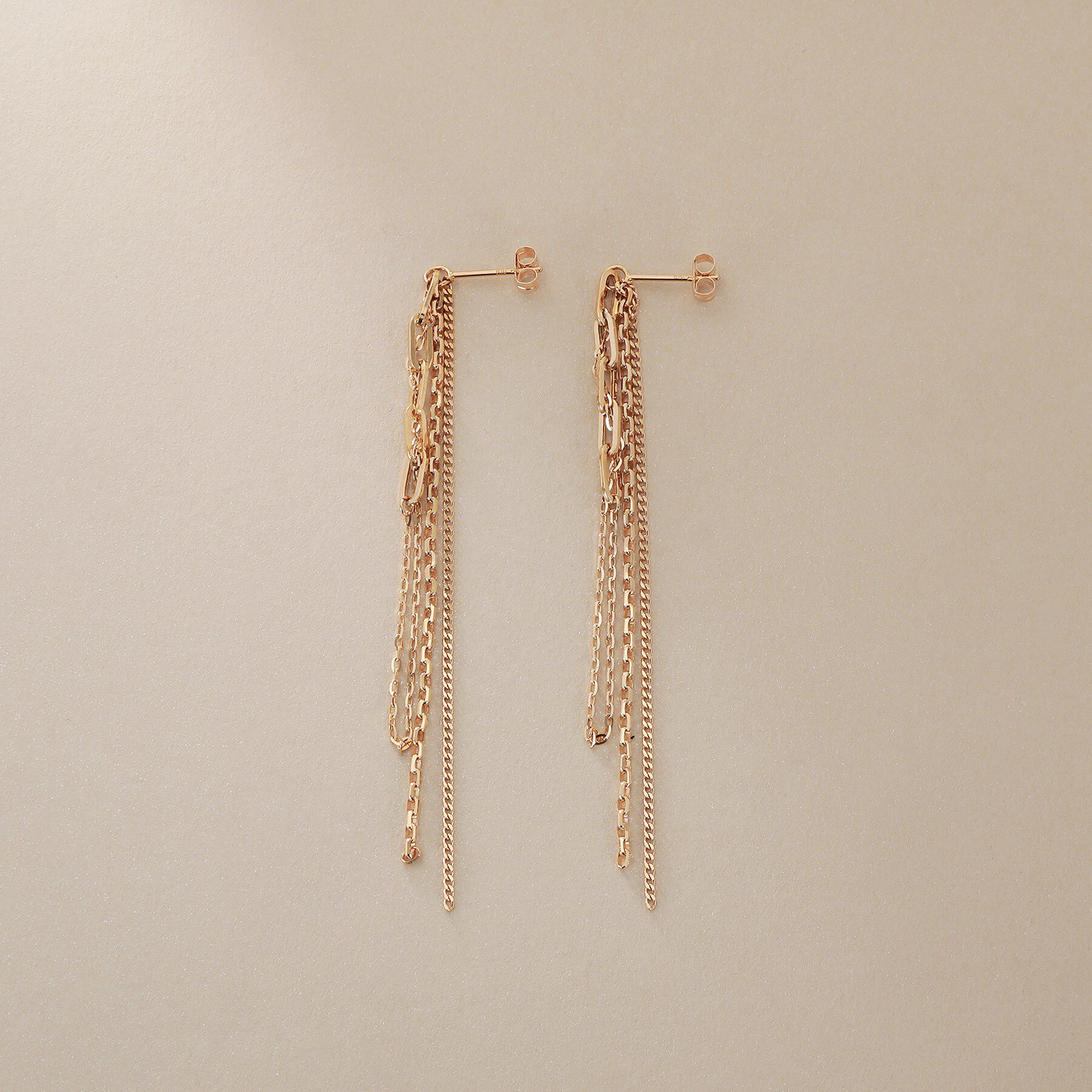 COCOSHNIK「K10ウェーブインフリンジ スタッズピアス」|ピアス|