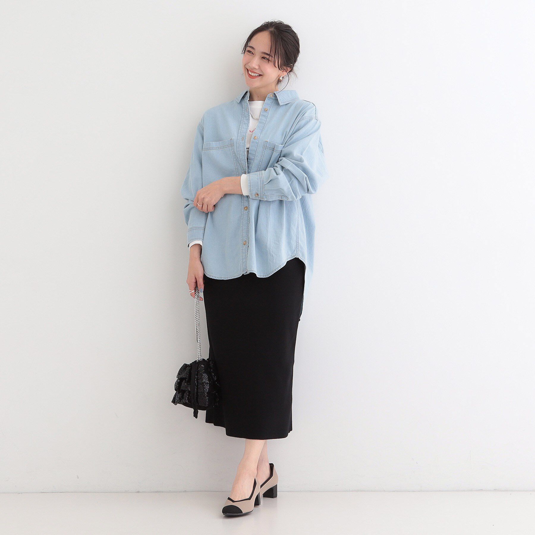 SHOO･LA･RUE「【洗濯機可/体型カバー】こなれ感をプラスする ライトオンスデニムシャツ」|シャツ・ブラウス|