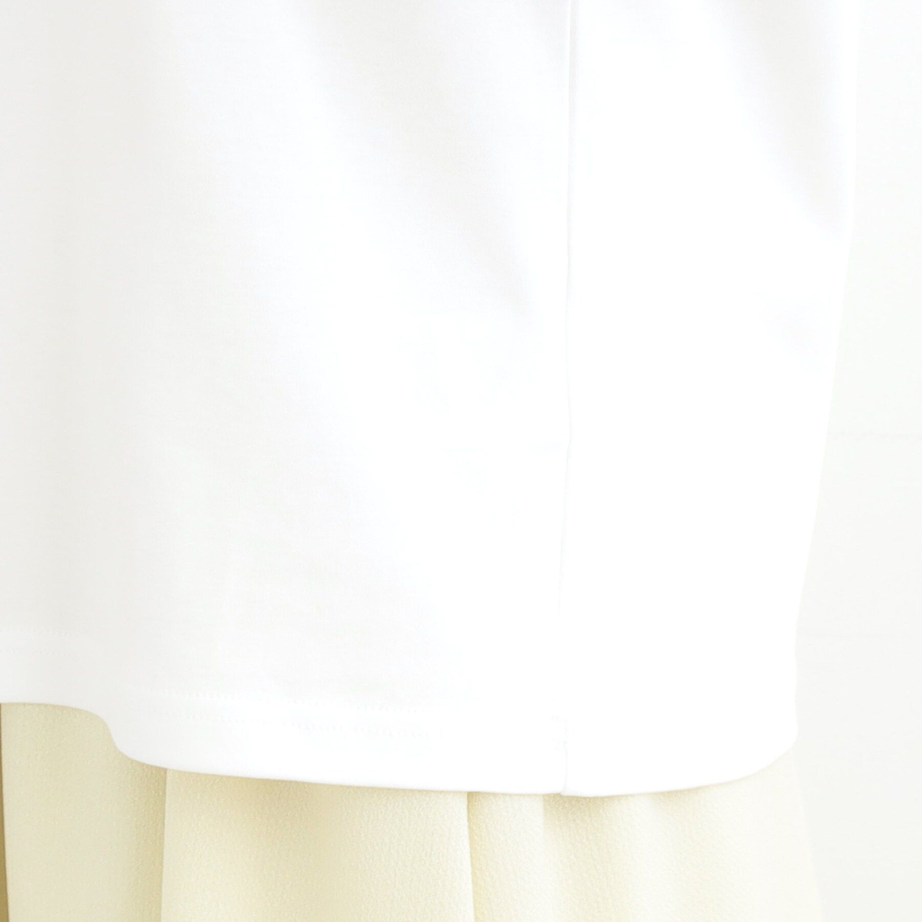 SHOO･LA･RUE「【ひんやり/UV/抗菌防臭】小さめロゴの大人スムースロンT」|Tシャツ・カットソー|