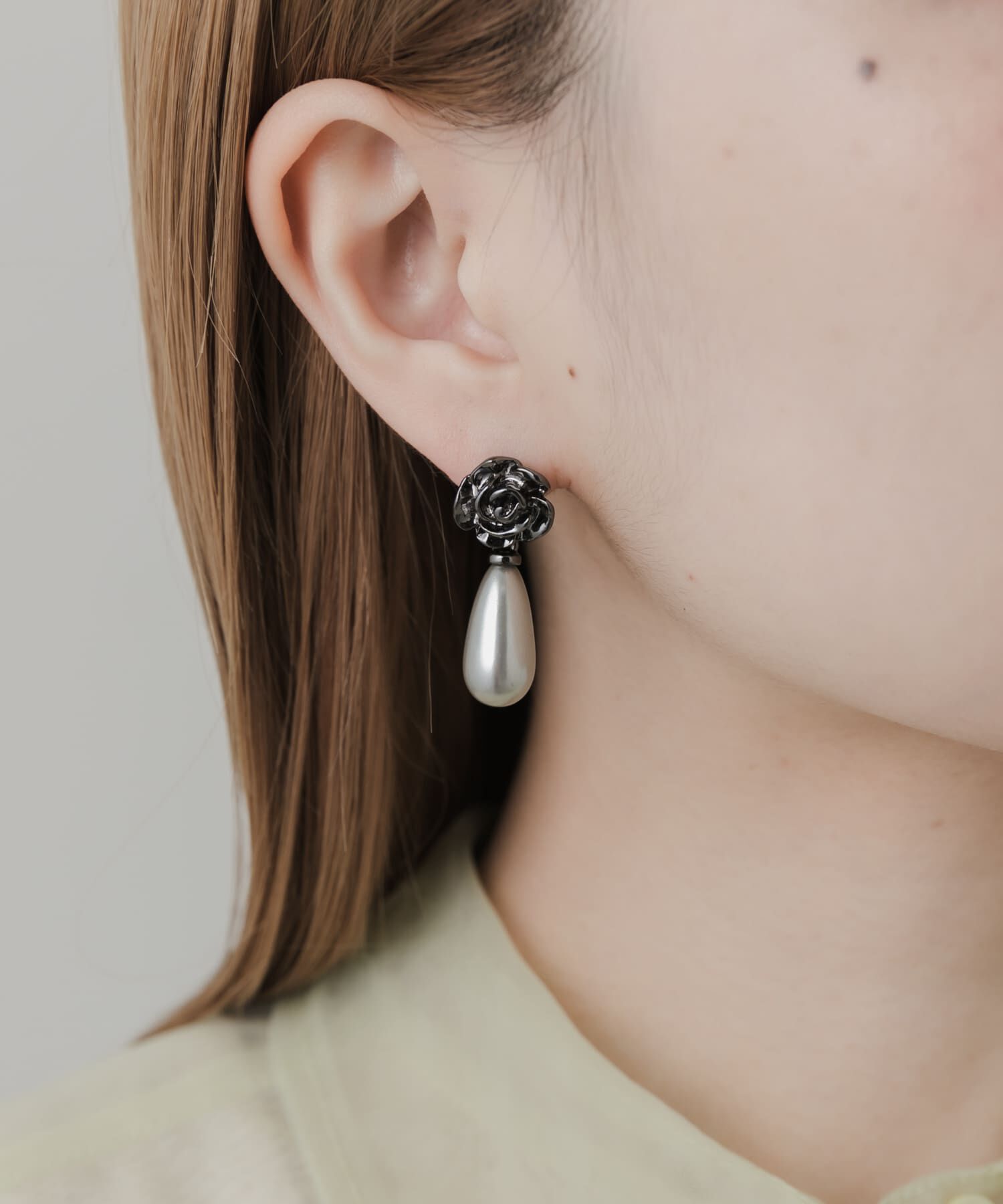 SMELLY「フラワードロップパールピアス」|ピアス|