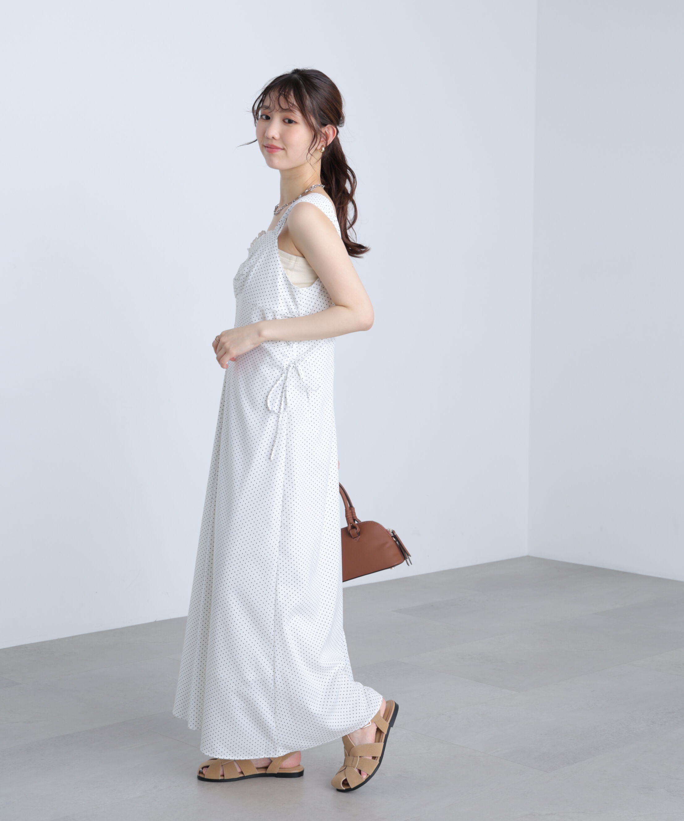  「シャーリングドット柄マキシワンピース」|ワンピース|