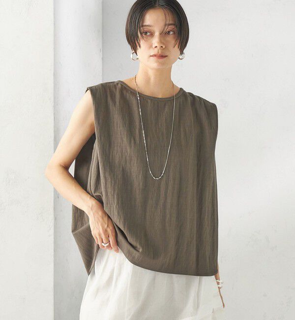 SHIPS for women「《予約》【実力派ベーシック】〈手洗い可能〉レーヨン ナイロン 深 ベンツ ノースリーブ プルオーバー」|Tシャツ・カットソー|
