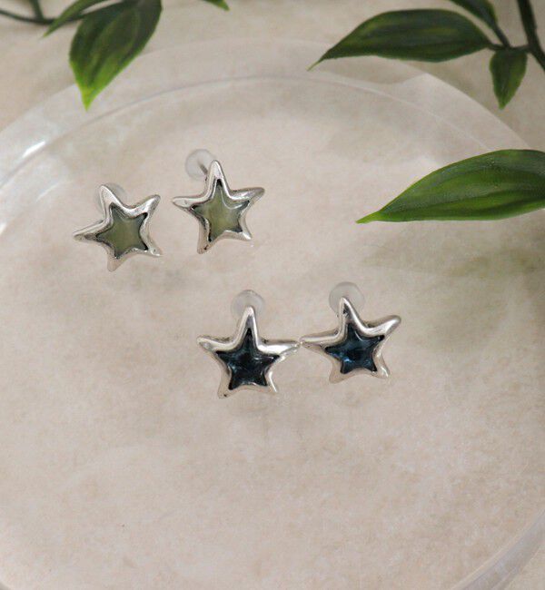 fredy emue「カラースターアンティーク調ピアス」|ピアス|