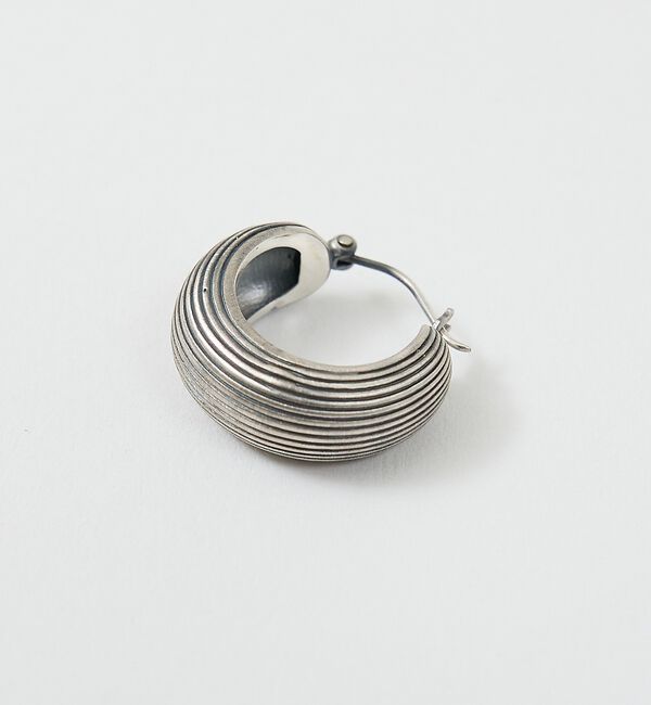 Rouge vif「【OCUCCI jewelry/オクチ ジュエリー】Hoop-strip M シ」|ピアス|