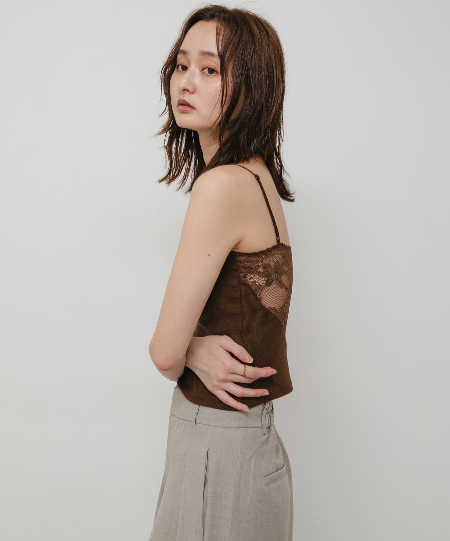 SENSE OF PLACE by URBAN RESEARCH「『WEB/一部店舗限定』バックレースカップ付きキャミソール」|キャミソール|