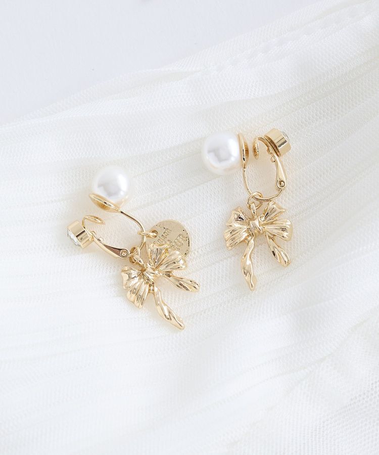 Maison de FLEUR「カーリーリボンパールイヤリング」|イヤリング|