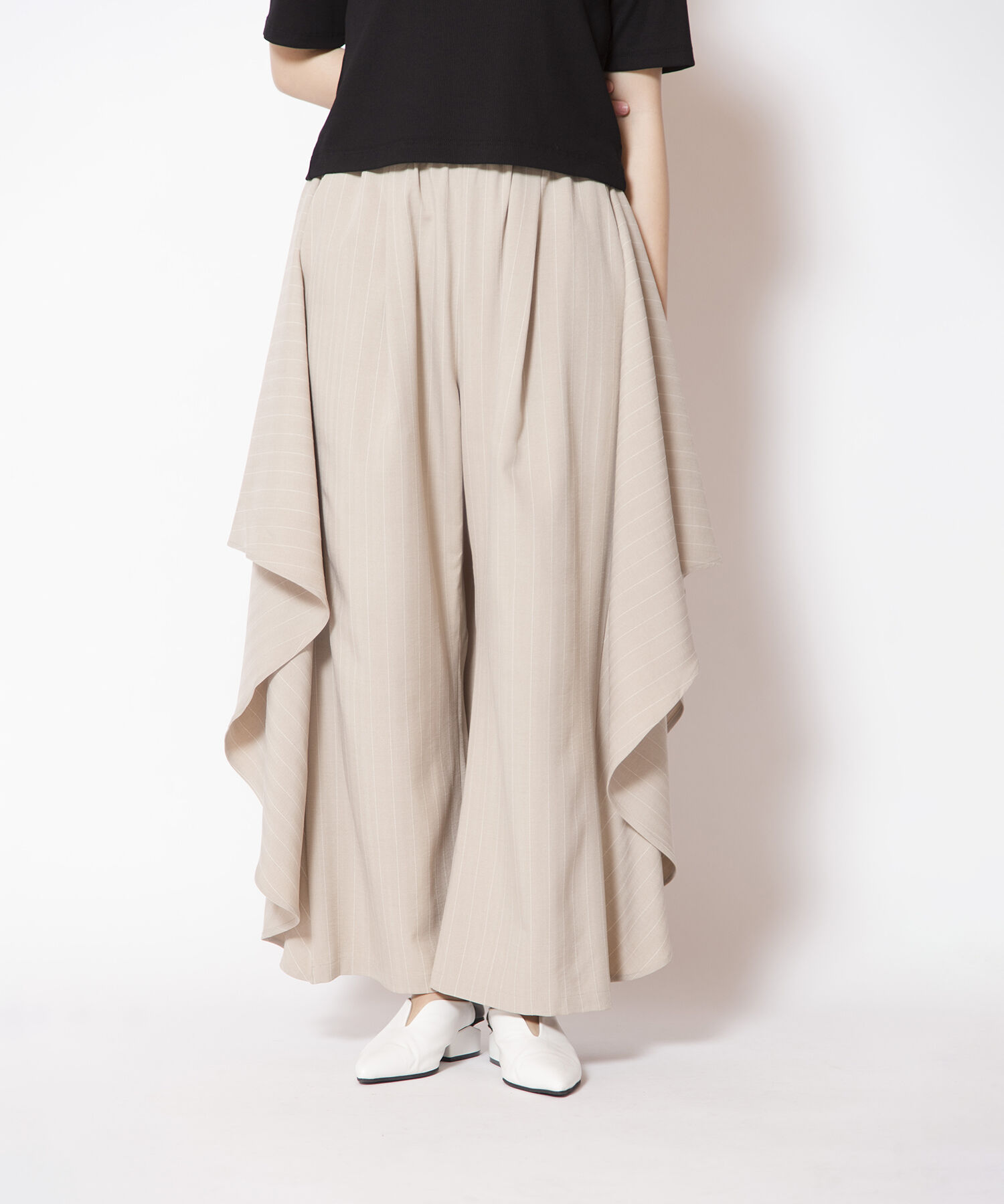  「バックレイヤードパンツ」|その他|