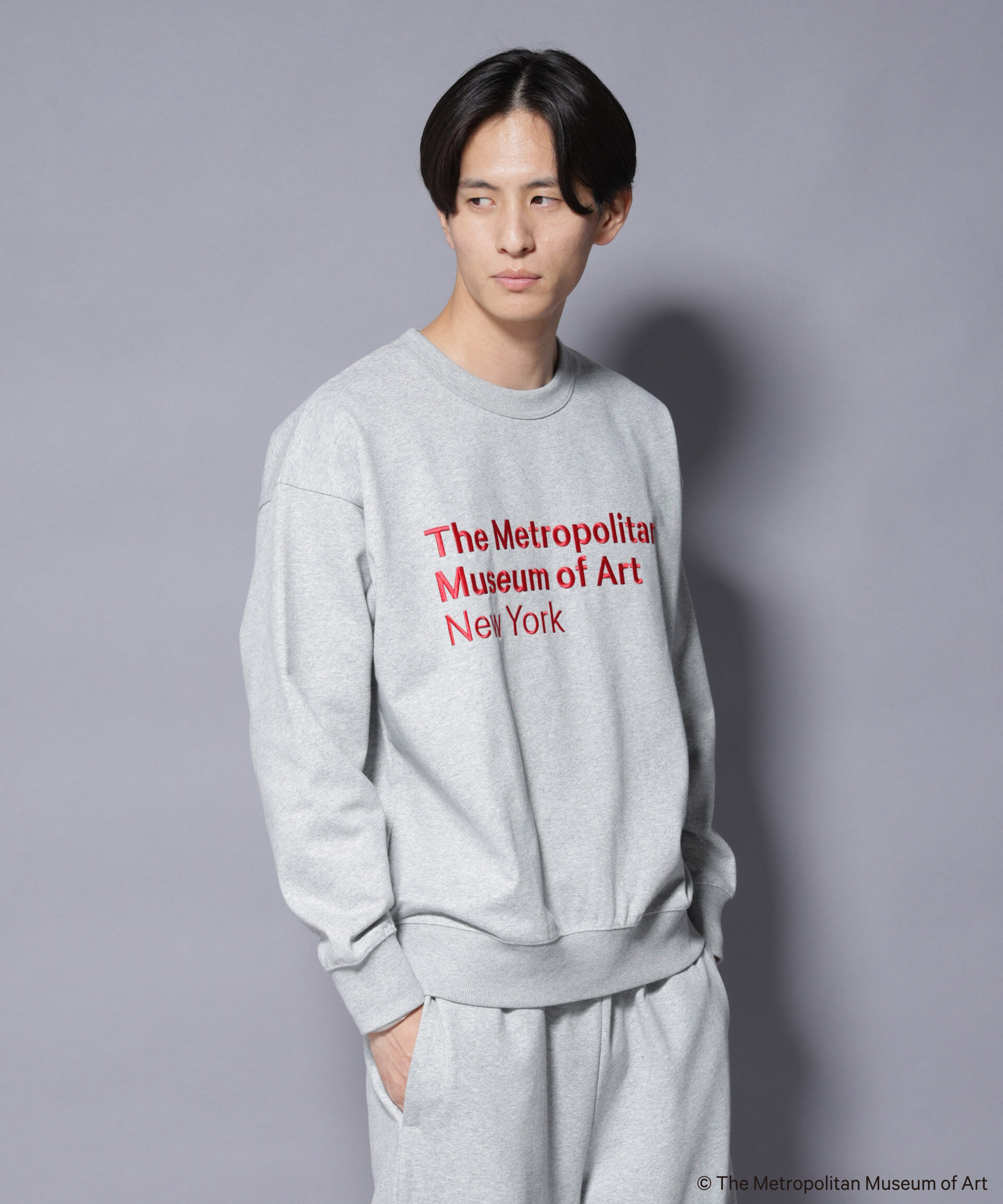 nano･universe「「The Met」 リーガルネーム刺繍 スウェット」|Tシャツ・カットソー|グレー