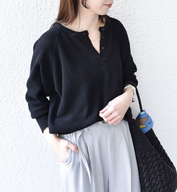 SHIPS Colors 「SHIPS Colors:〈手洗い可能〉ペーパー ライク ヘンリーネック 2WAY ニット◆」|ニット・セーター|ブラック