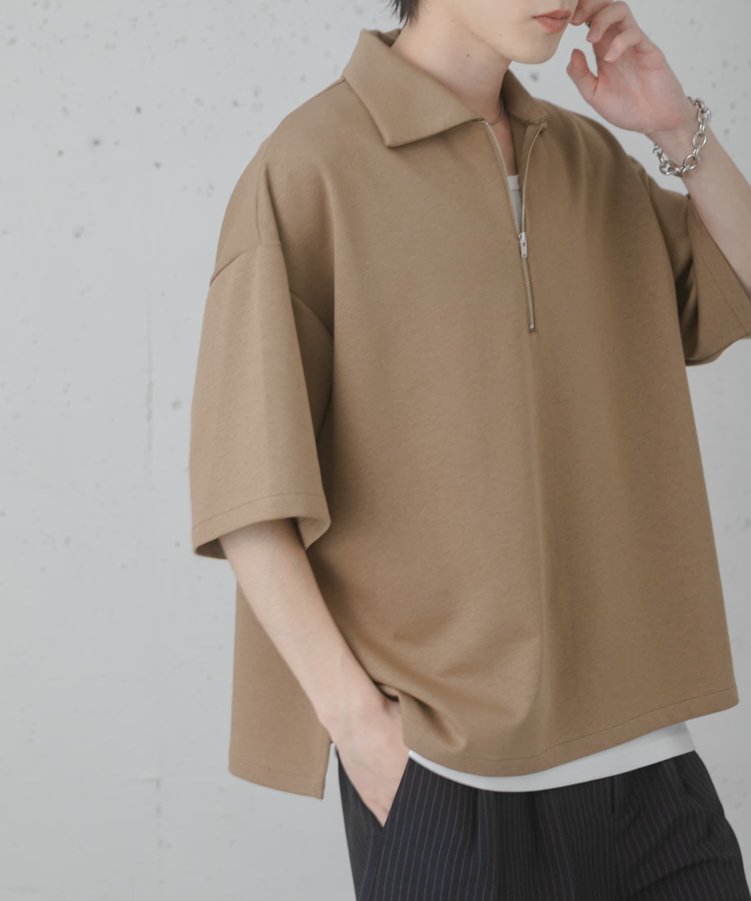 SENSE OF PLACE by URBAN RESEARCH「ダンボールポンチハーフジップショートスリーブTシャツ」|Tシャツ・カットソー|ベージュ