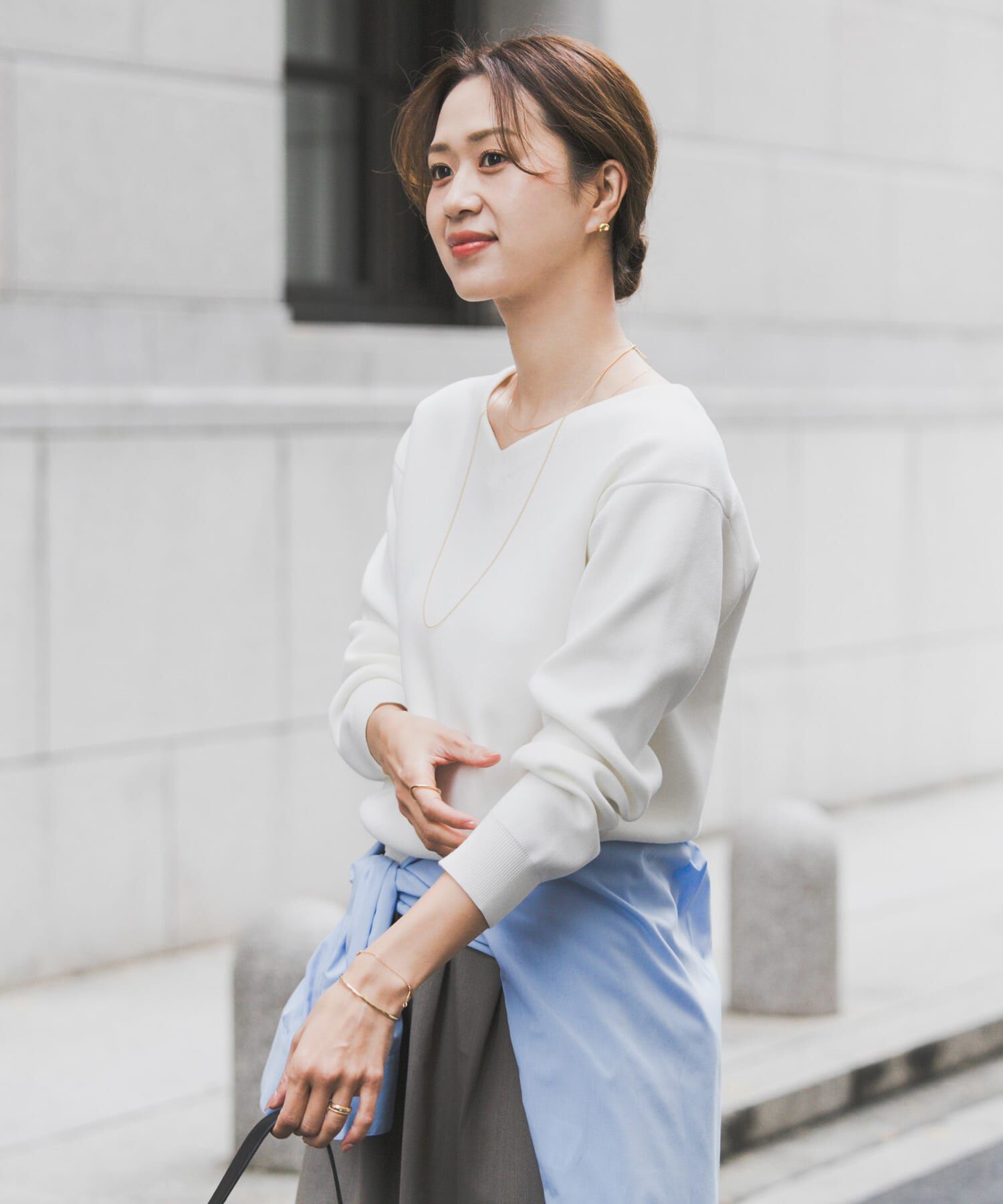 URBAN RESEARCH DOORS「『仁村紗和さん着用』『UR TECH Renew Knit』Vネックプルオーバー」|ニット・セーター|