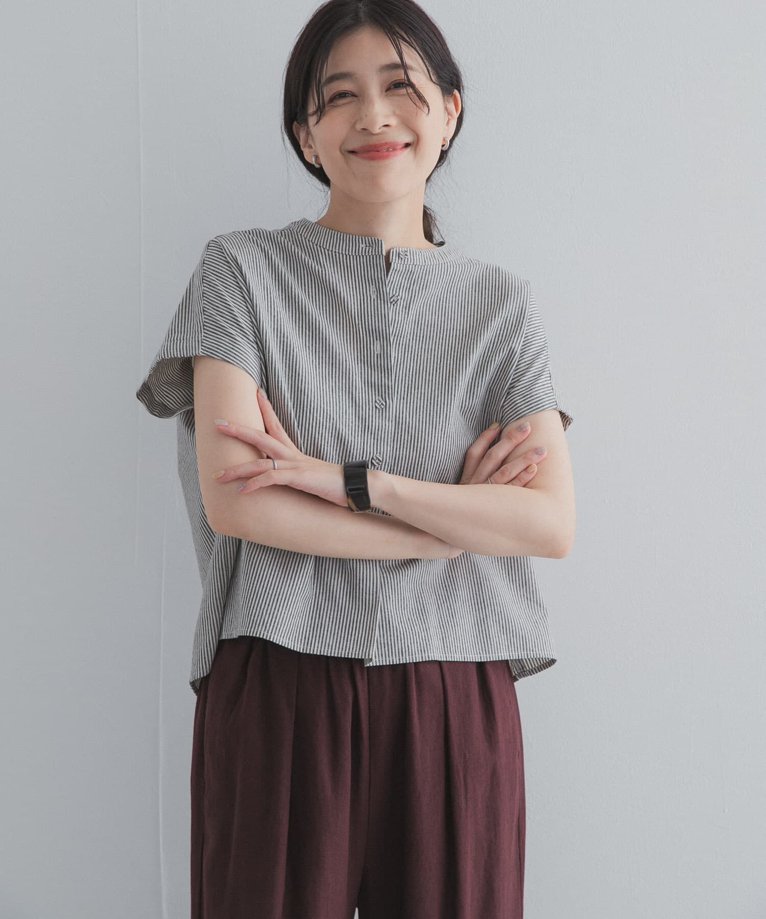 URBAN RESEARCH DOORS「ストライプクロップドブラウス」|シャツ・ブラウス|