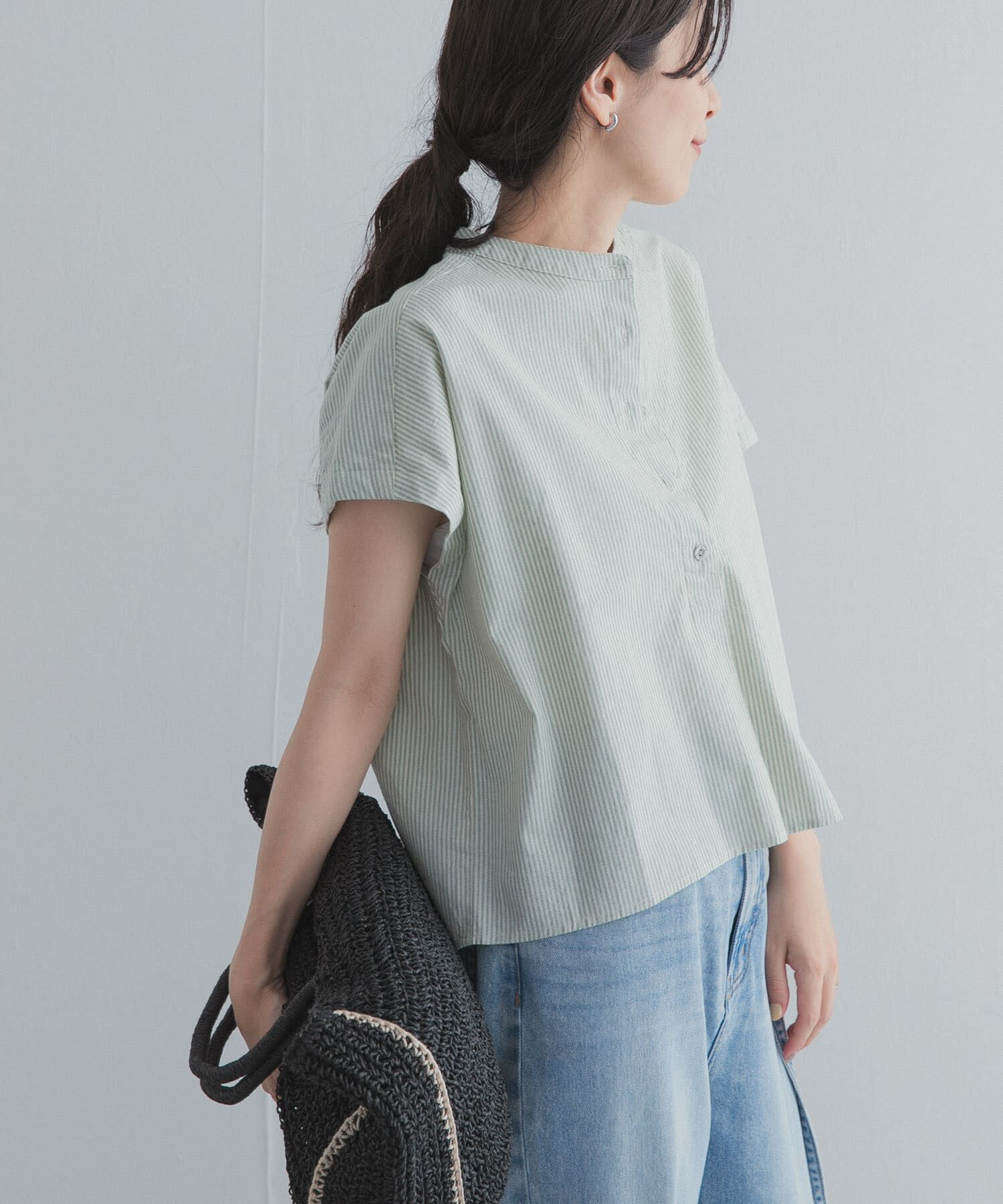 URBAN RESEARCH DOORS「ストライプクロップドブラウス」|シャツ・ブラウス|