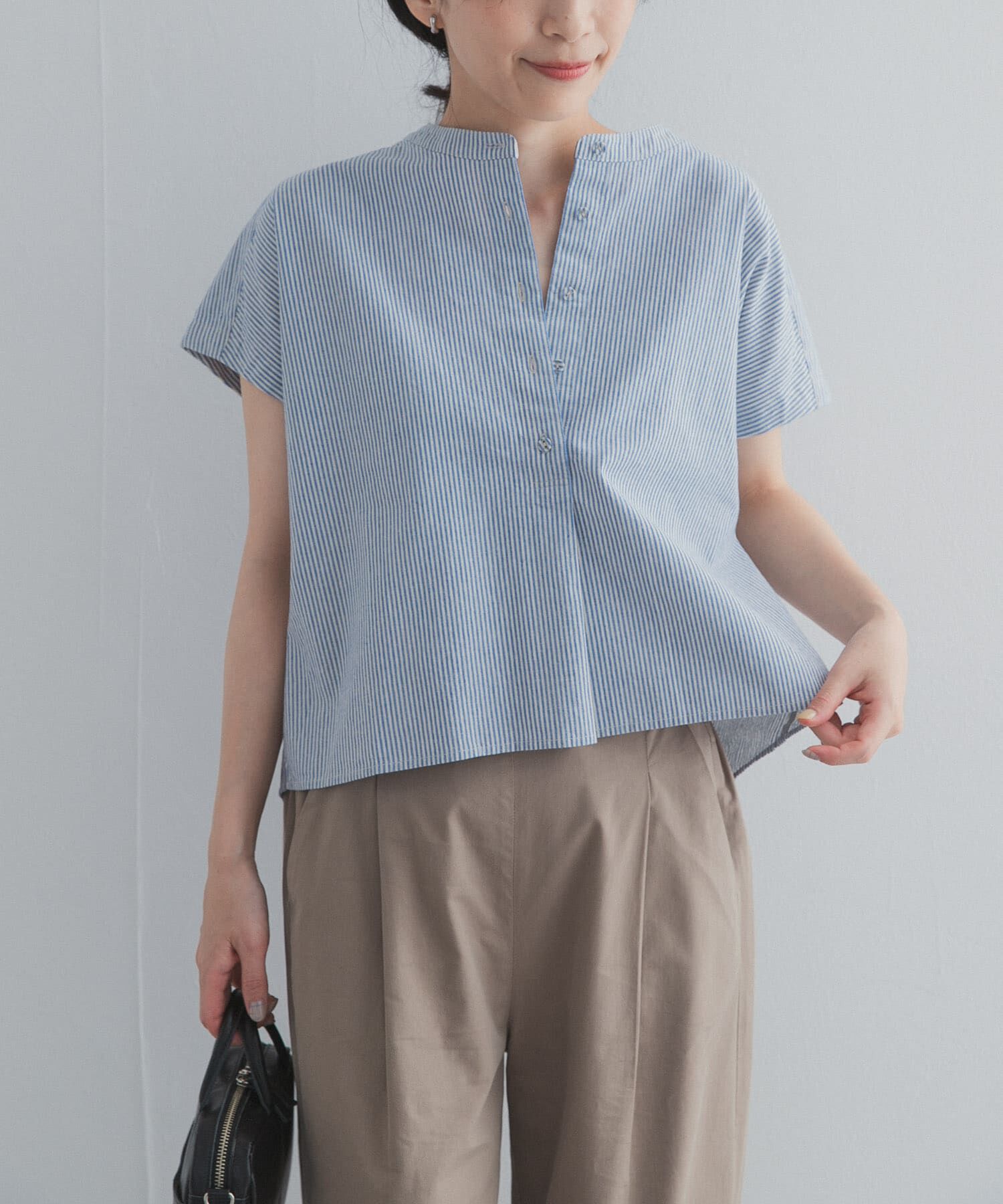 URBAN RESEARCH DOORS「ストライプクロップドブラウス」|シャツ・ブラウス|
