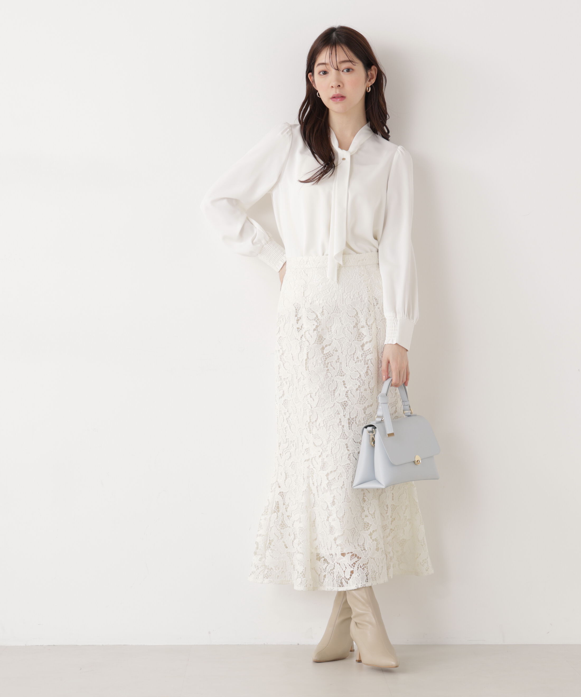 PROPORTION BODY DRESSING「キラ釦ボウタイブラウス　26SS」|シャツ・ブラウス|