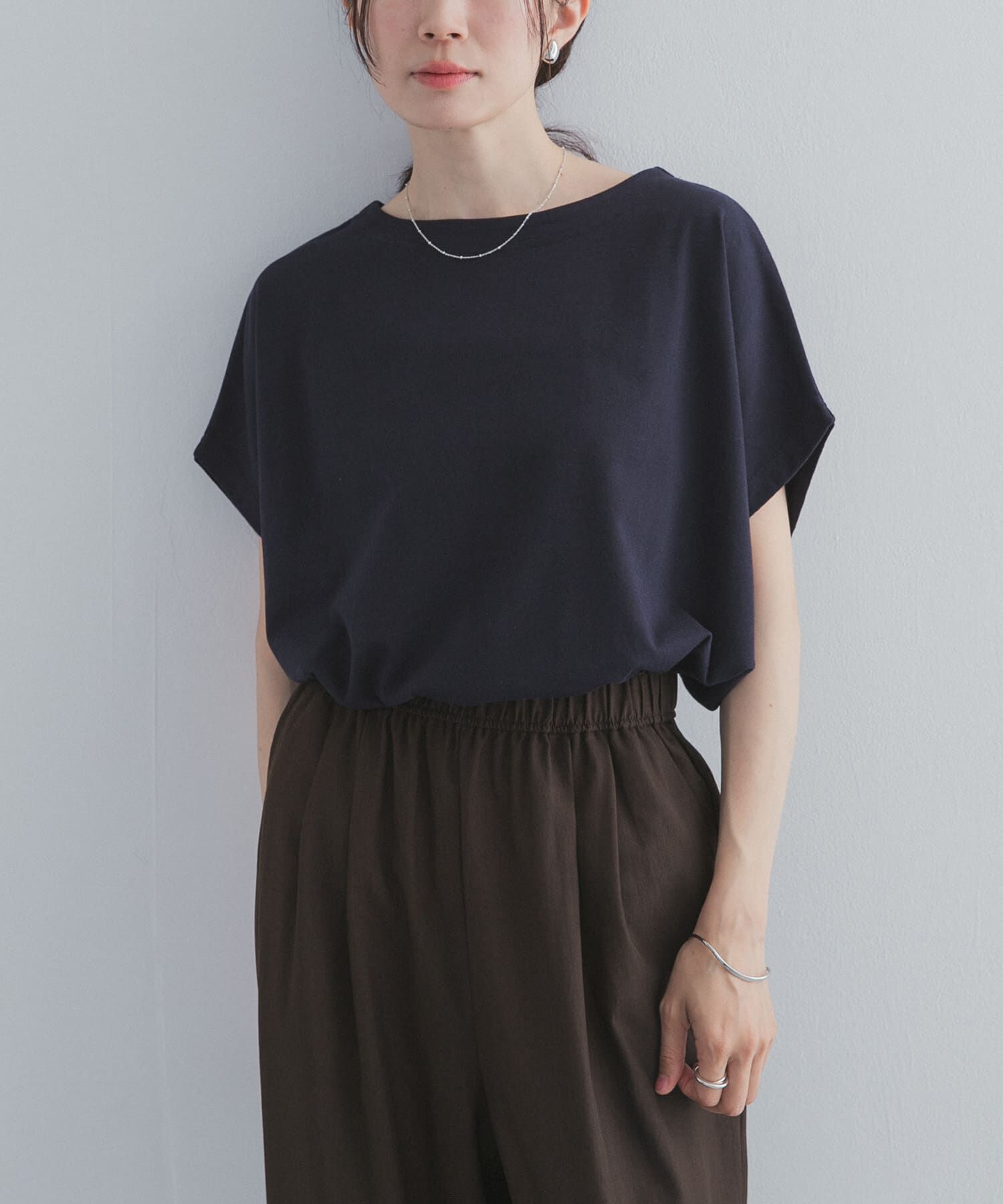 URBAN RESEARCH DOORS「ドライコットンボートネックプルオーバー」|Tシャツ・カットソー|ネイビー