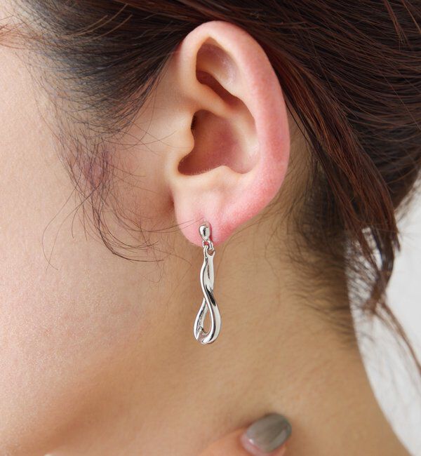  「【PAPILLONNER/パピヨネ】ツイストドロップピアス」|ピアス|シルバー
