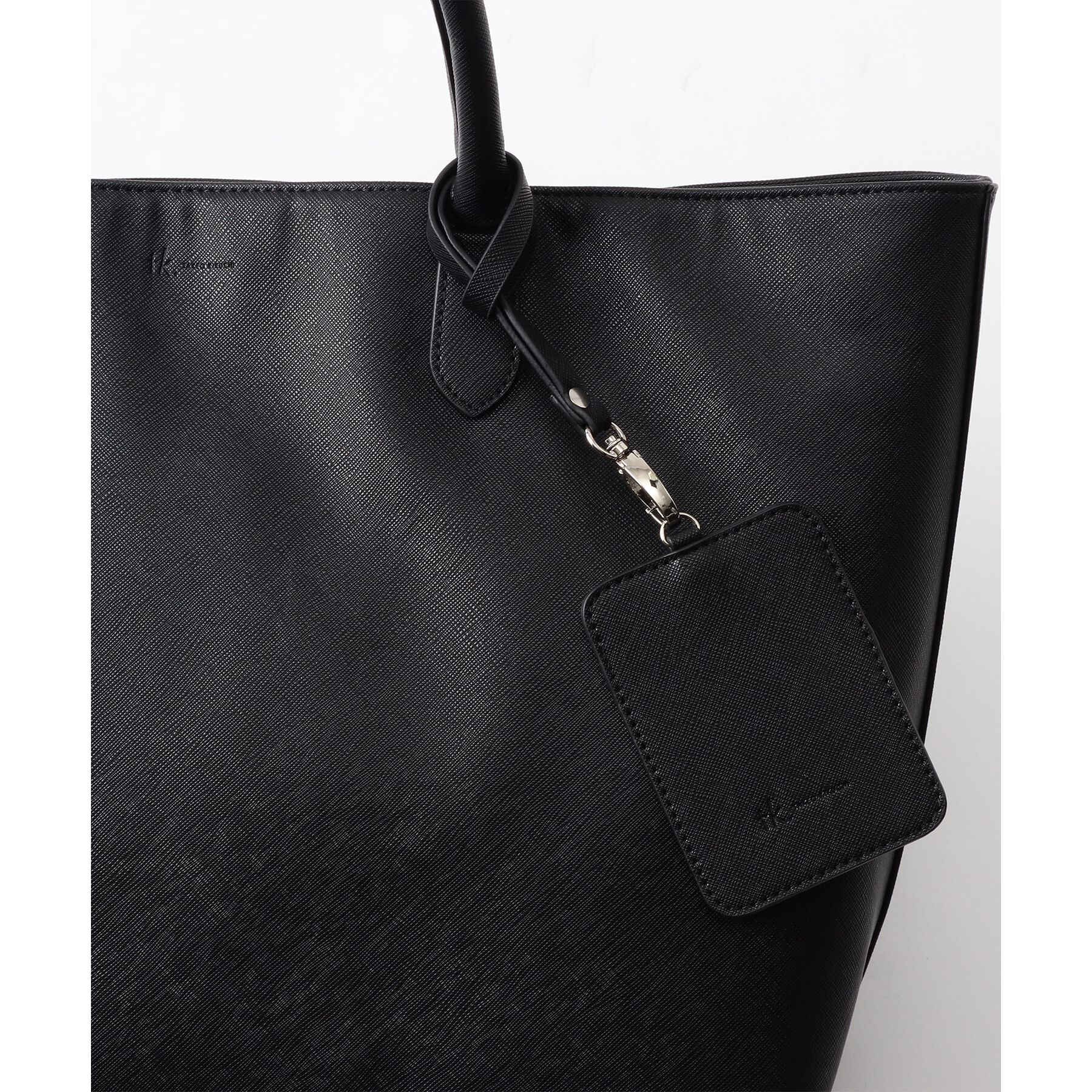 【新品】tk.TAKEO KIKUCHI レザー調トートバッグ　黒 レザー調トートバッグ（tk.TAKEO KIKUCHI）｜ルミネのファッション通販