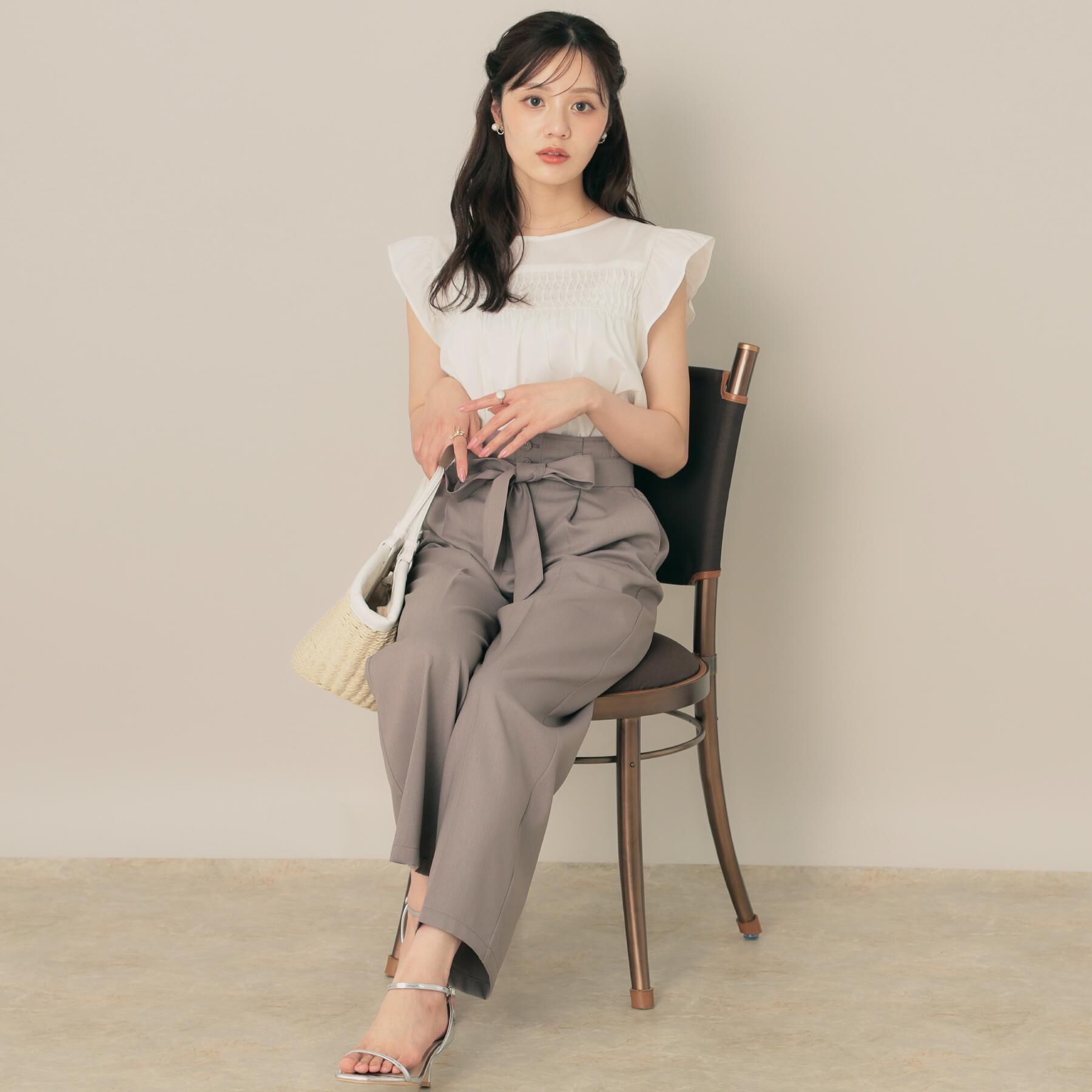 Couture broach「【大人可愛い・きれいめ】ランダムタックシャツブラウス」|シャツ・ブラウス|