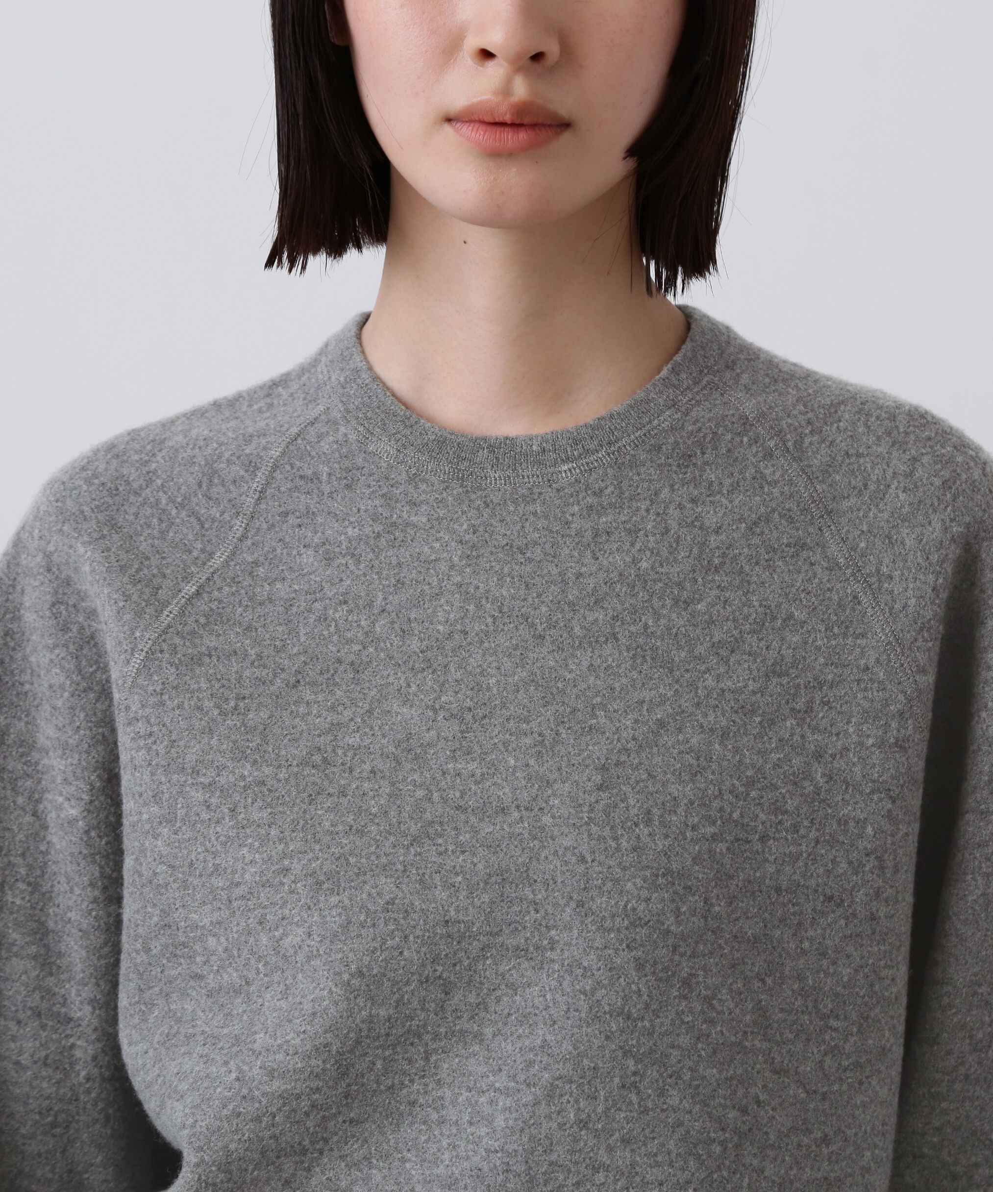 YLEVE 「YLEVE / ULTRAFINE MERINO MILLED WOOL KNIT PULL OVER」|ニット・セーター|
