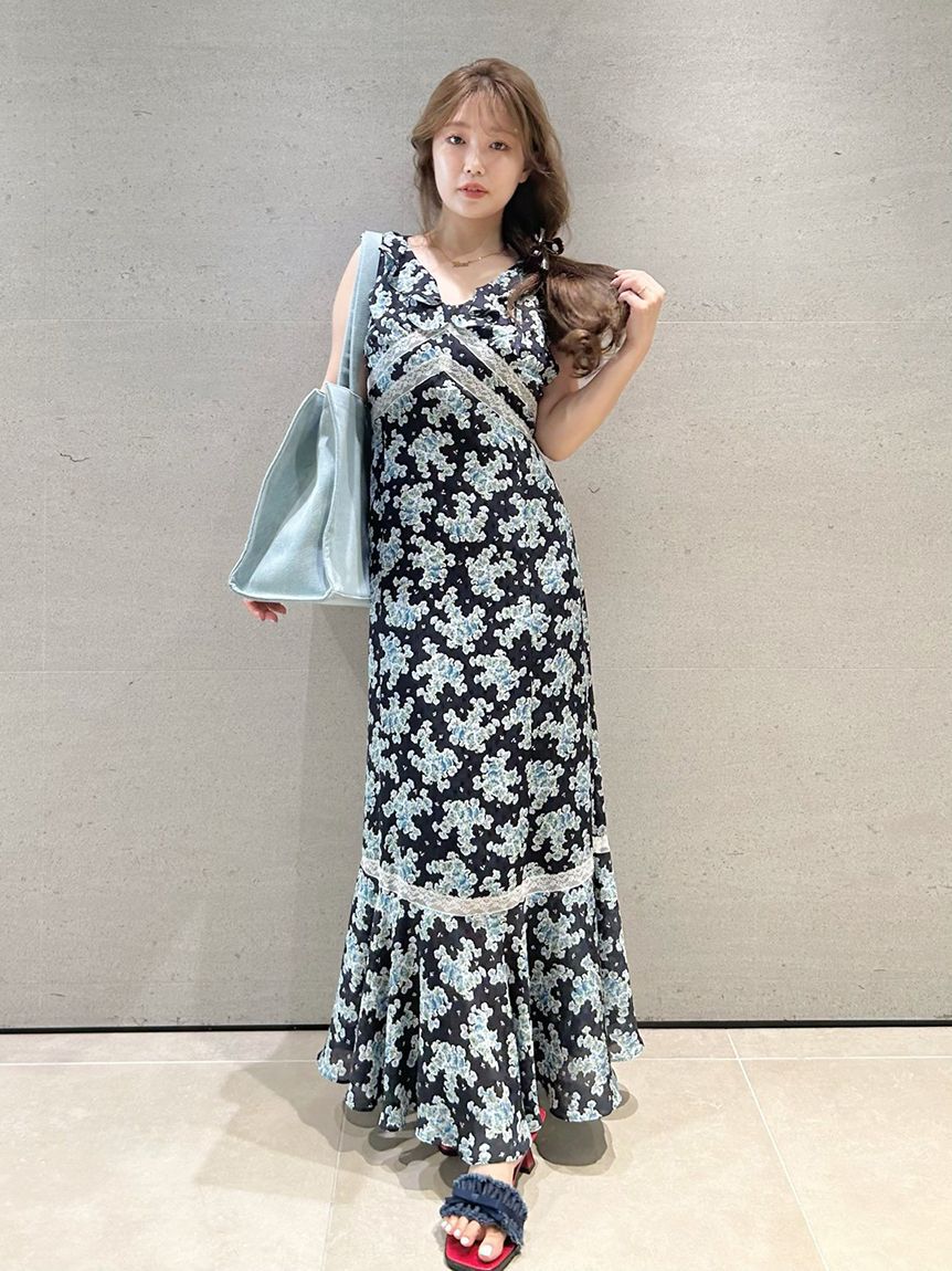 LILY BROWN「【LILY BROWN&times;ANNA SUI】フラワープリントワンピース」|ワンピース|