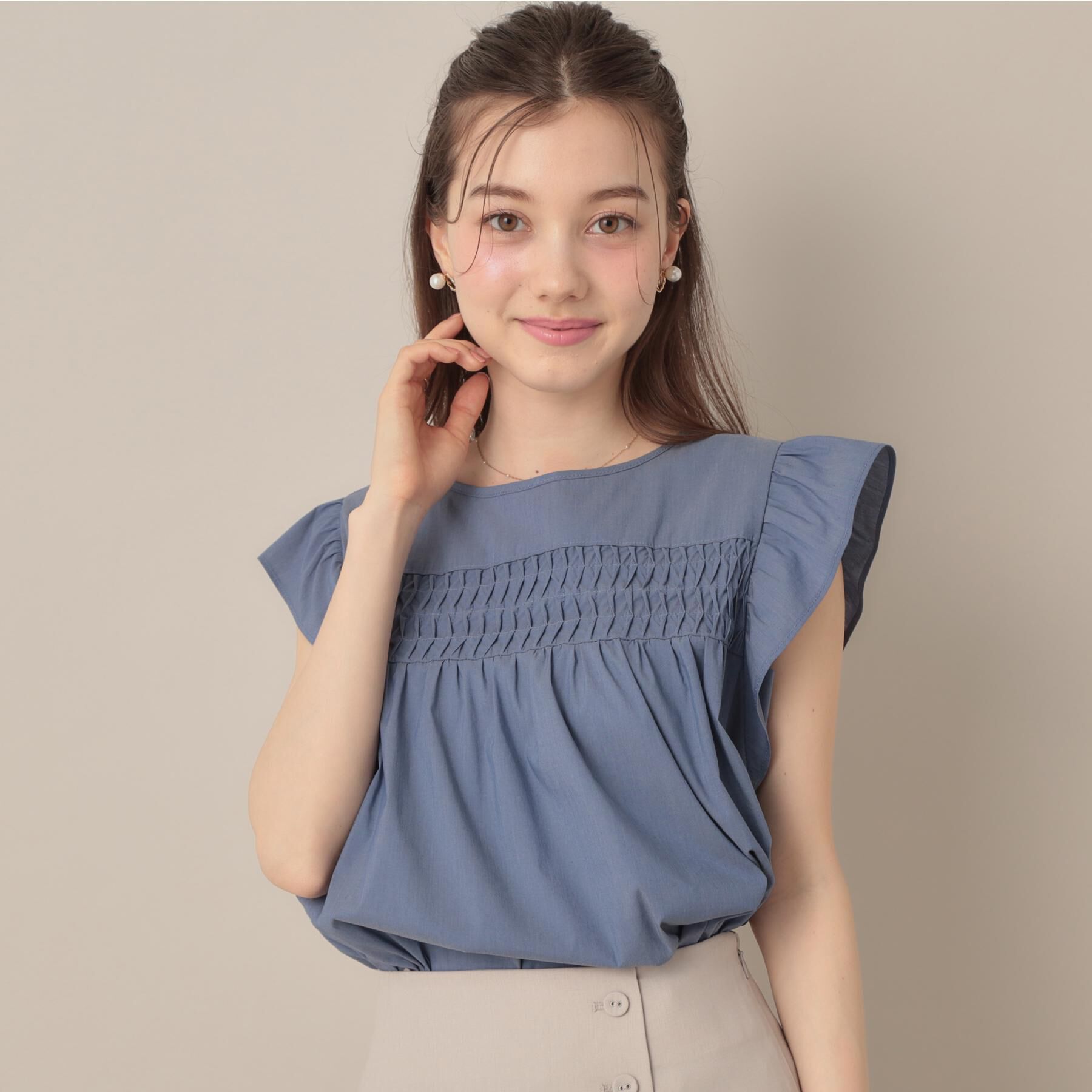 Couture broach「【大人可愛い・きれいめ】ランダムタックシャツブラウス」|シャツ・ブラウス|