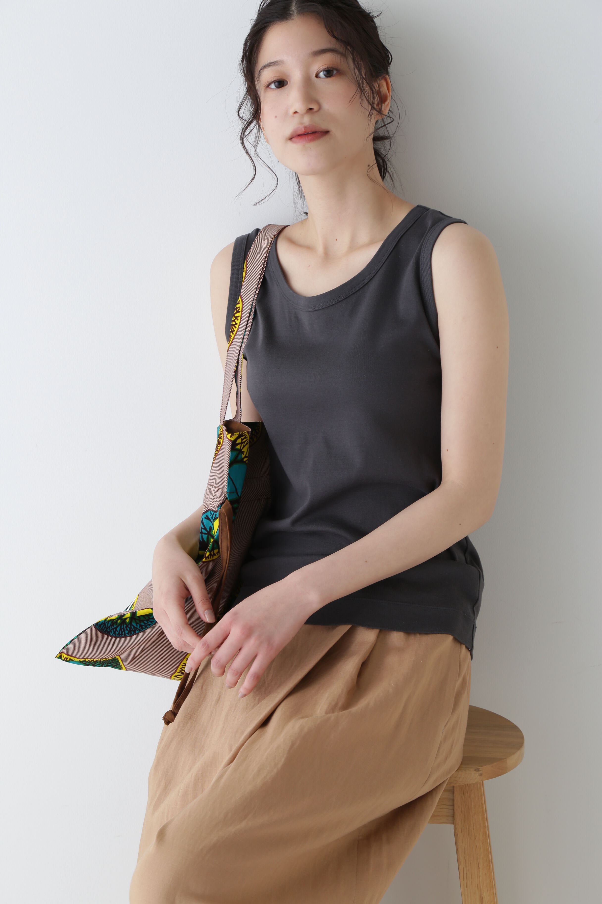  「オーガニックコットンタンクトップ」|Tシャツ・カットソー|チャコール1