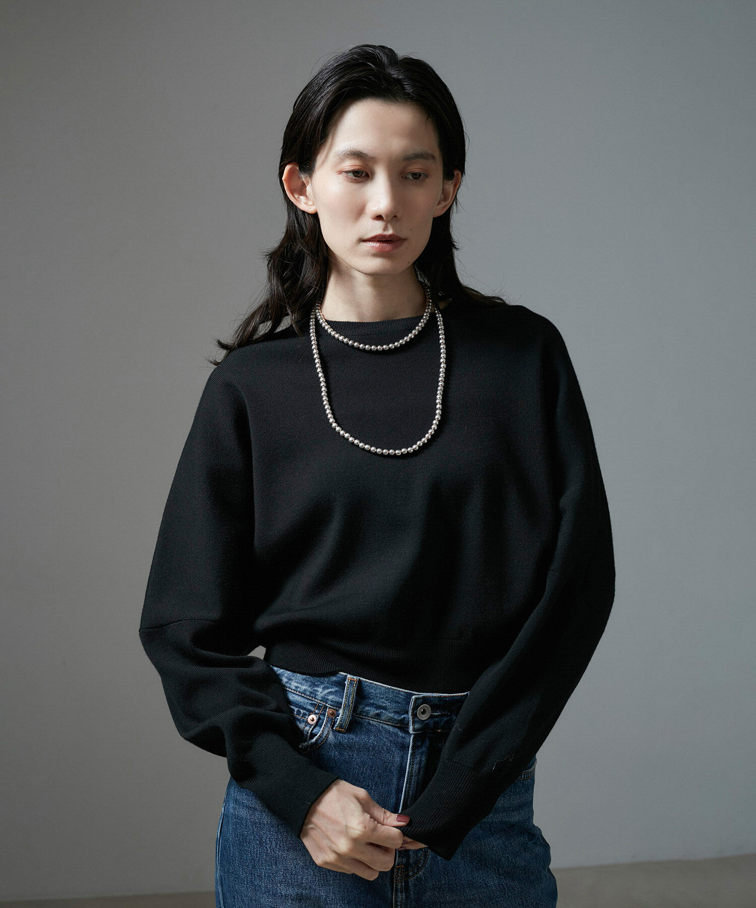 SALON adam et rope'「クロップドクルーネックニットプルオーバー【セットアップ対応・洗える】」|スウェット・ジャージ|