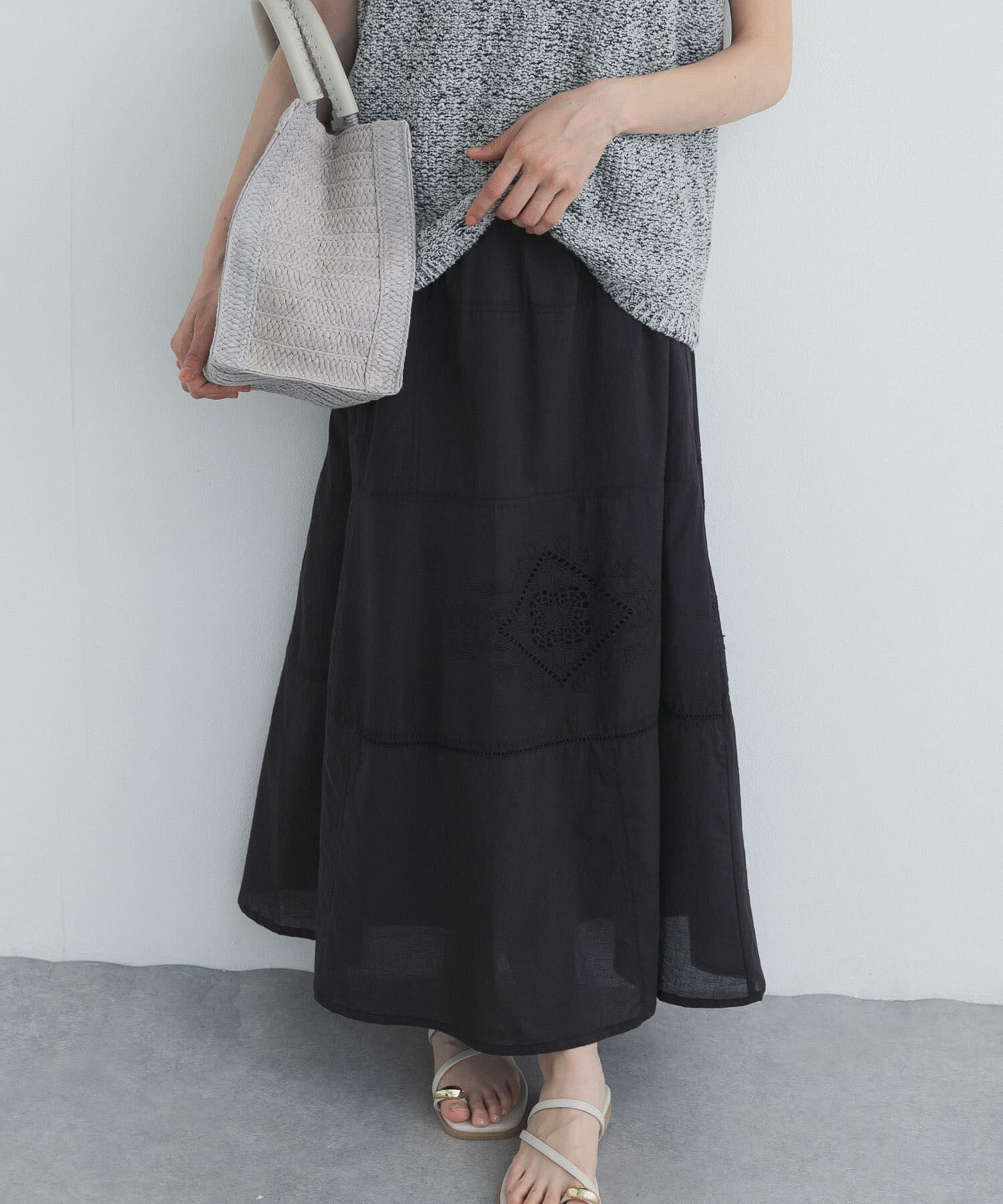 URBAN RESEARCH DOORS「パッチワーク刺繍スカート」|スカート|