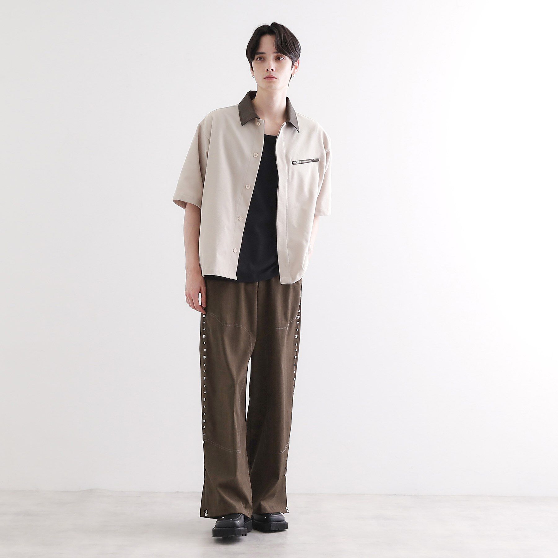 tk.TAKEO KIKUCHI「スタッズスラックス」|その他|