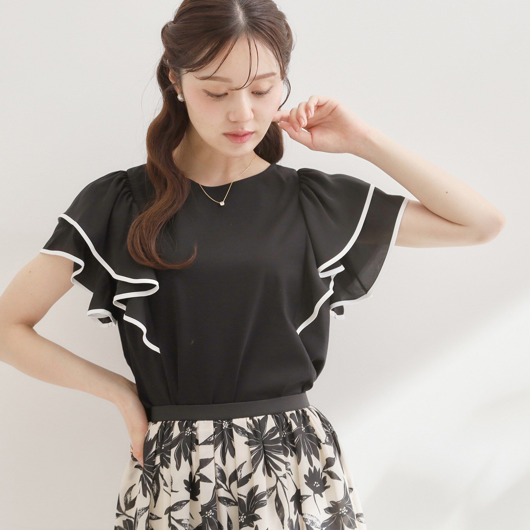 Couture broach「60シルラッフルフレアスリーブ」|Tシャツ・カットソー|