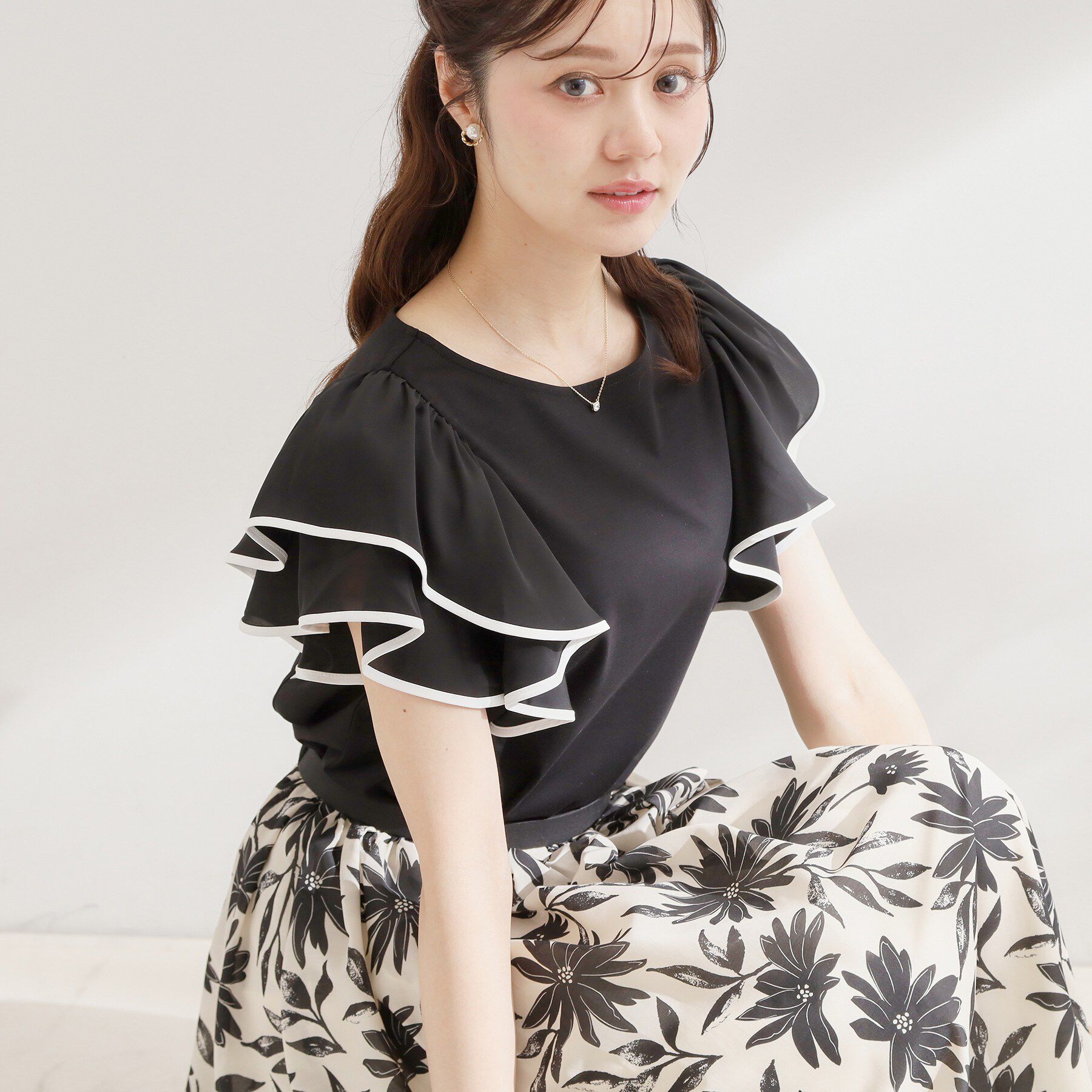 Couture broach「60シルラッフルフレアスリーブ」|Tシャツ・カットソー|