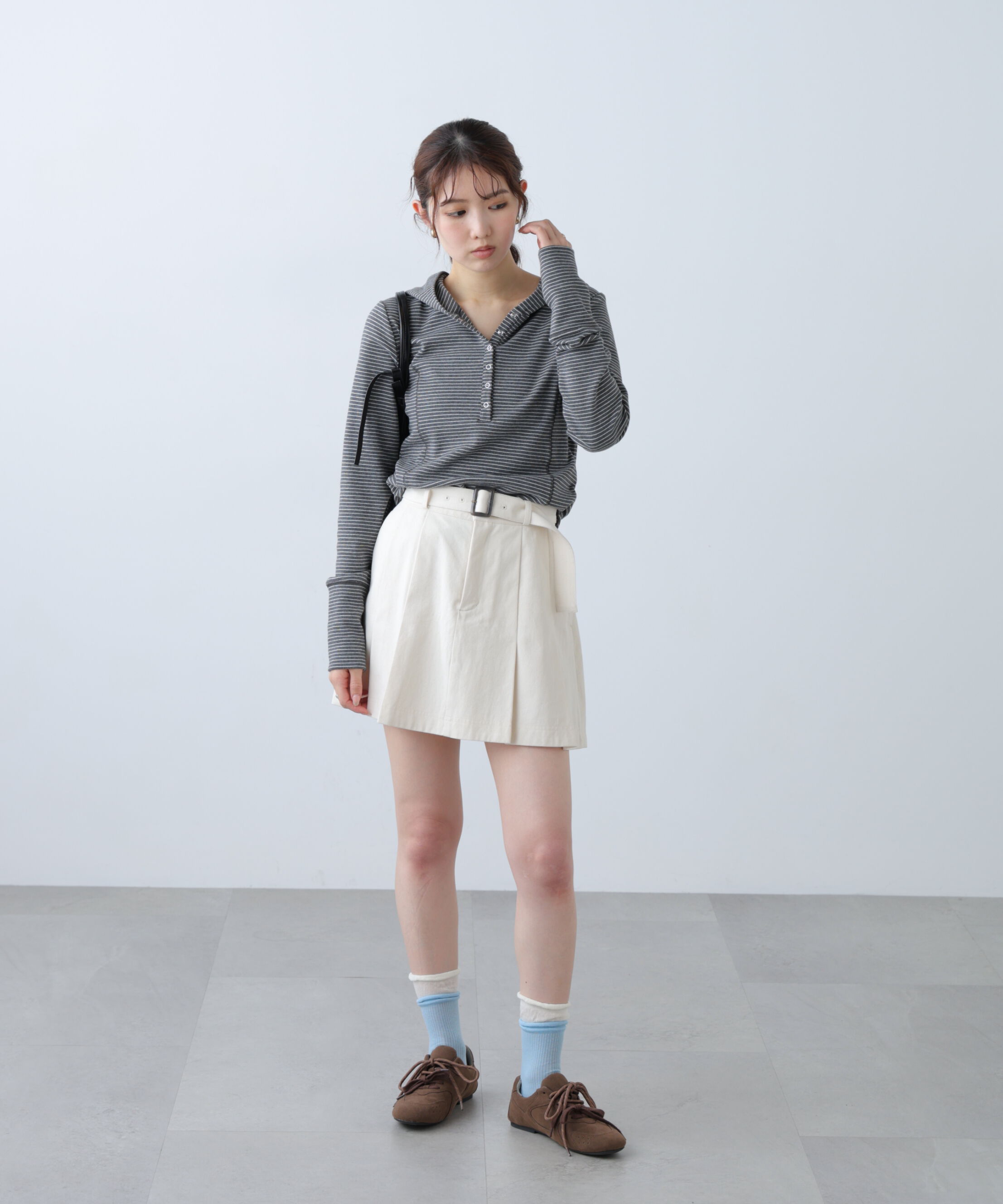  「〈セットアップ対応〉ベルト付きプリーツミニスカート」|スカート|