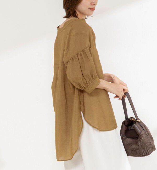 NOLLEY'S「《接触冷感》【BECシリーズ】ウォッシャブル半袖オーバーギャザーブラウス」|シャツ・ブラウス|キャメル